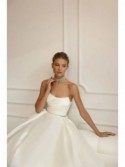 abito da sposa 2024 Less is More Oranta - Eva Lendel