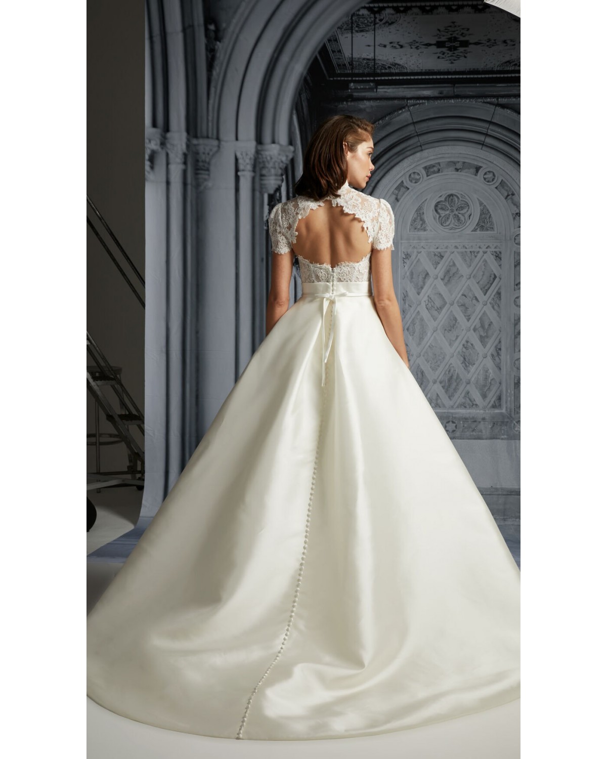 abito da sposa I0156 CARNEGIE 2024 - Mark Ingram