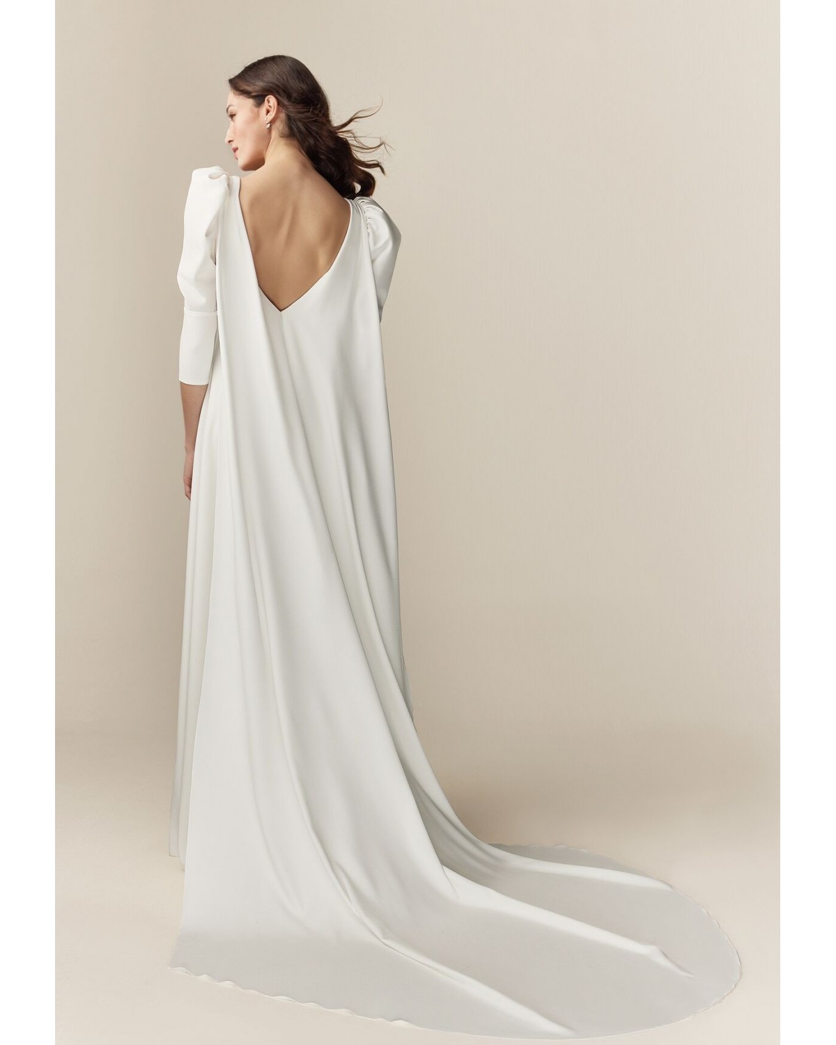 abito da sposa 2532 Lumière 2025 - Jesus Peiro