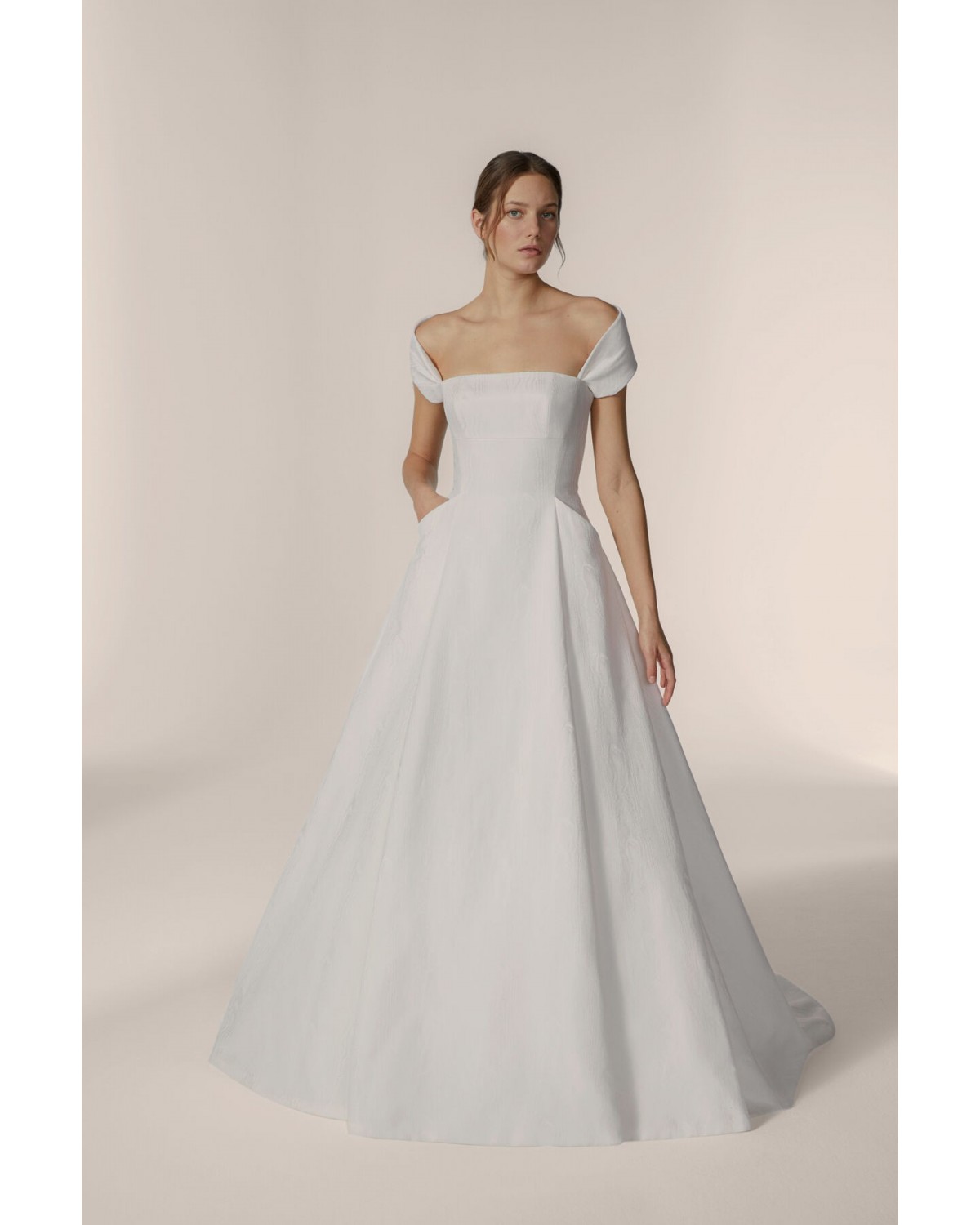 abito da sposa 2641 Perla - Jesus Peiro