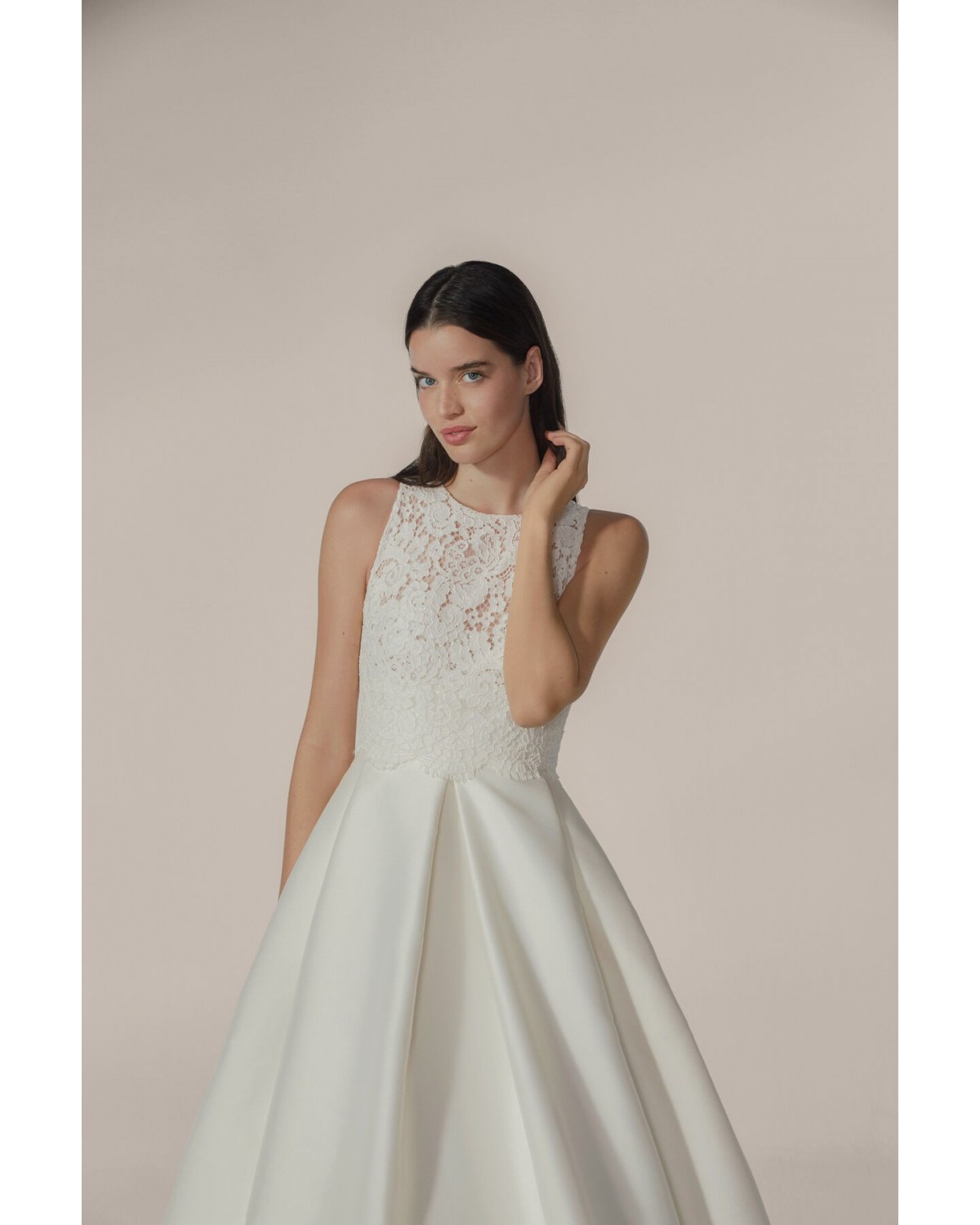 abito da sposa 2639 Perla - Jesus Peiro