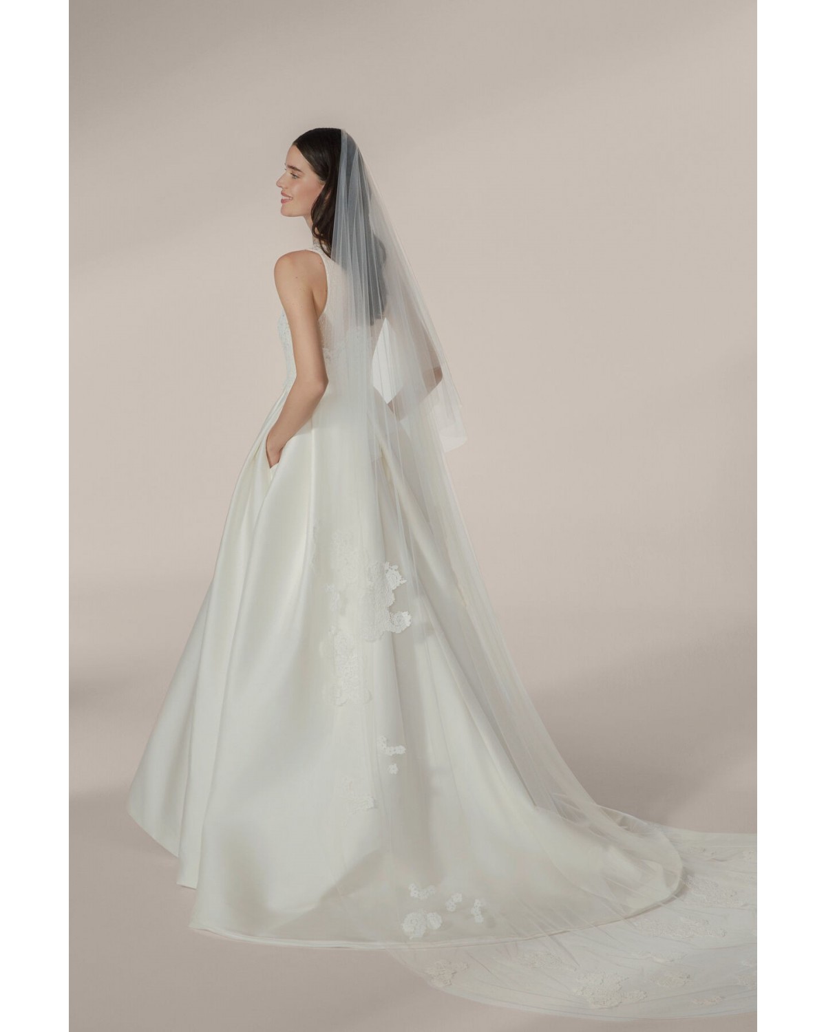 abito da sposa 2639 Perla - Jesus Peiro