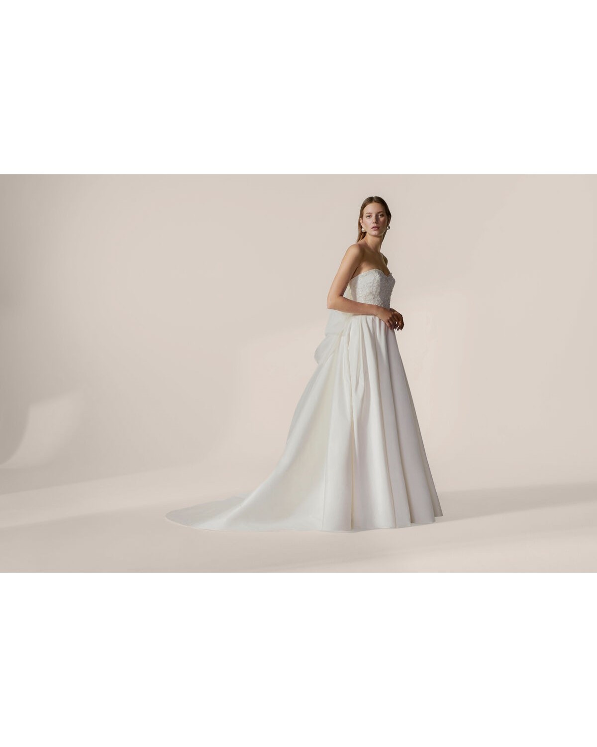 abito da sposa 2634 Perla - Jesus Peiro