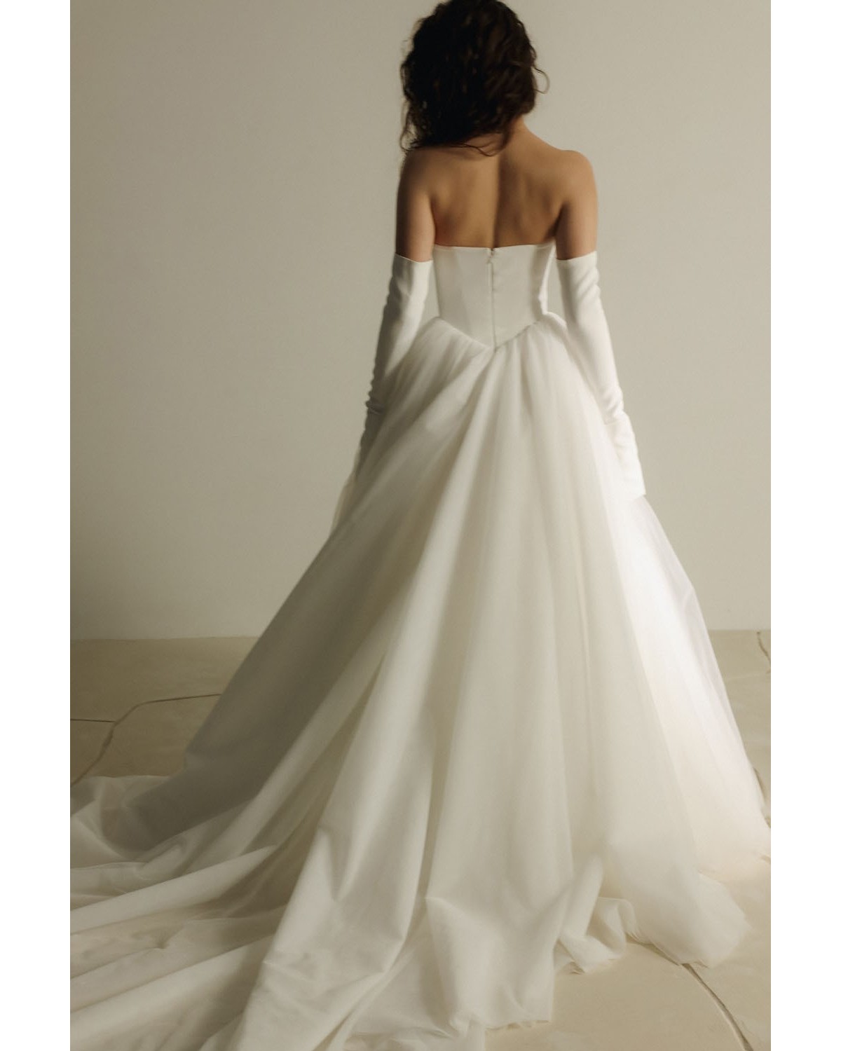 abito da sposa 2026 Bowie Kiss of Silence - Eva Lendel