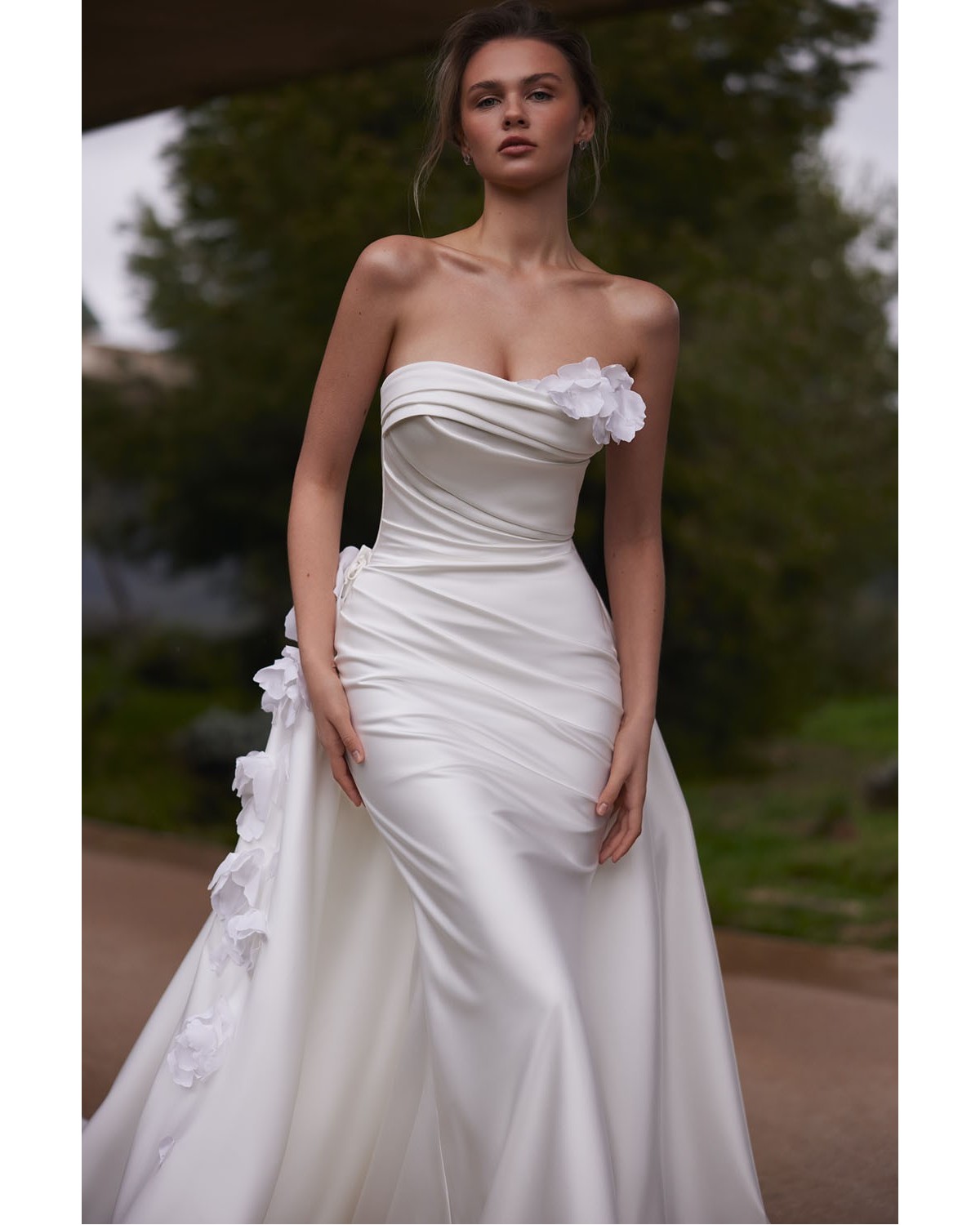 abito da sposa 2026 Capella Less is more V - Eva Lendel