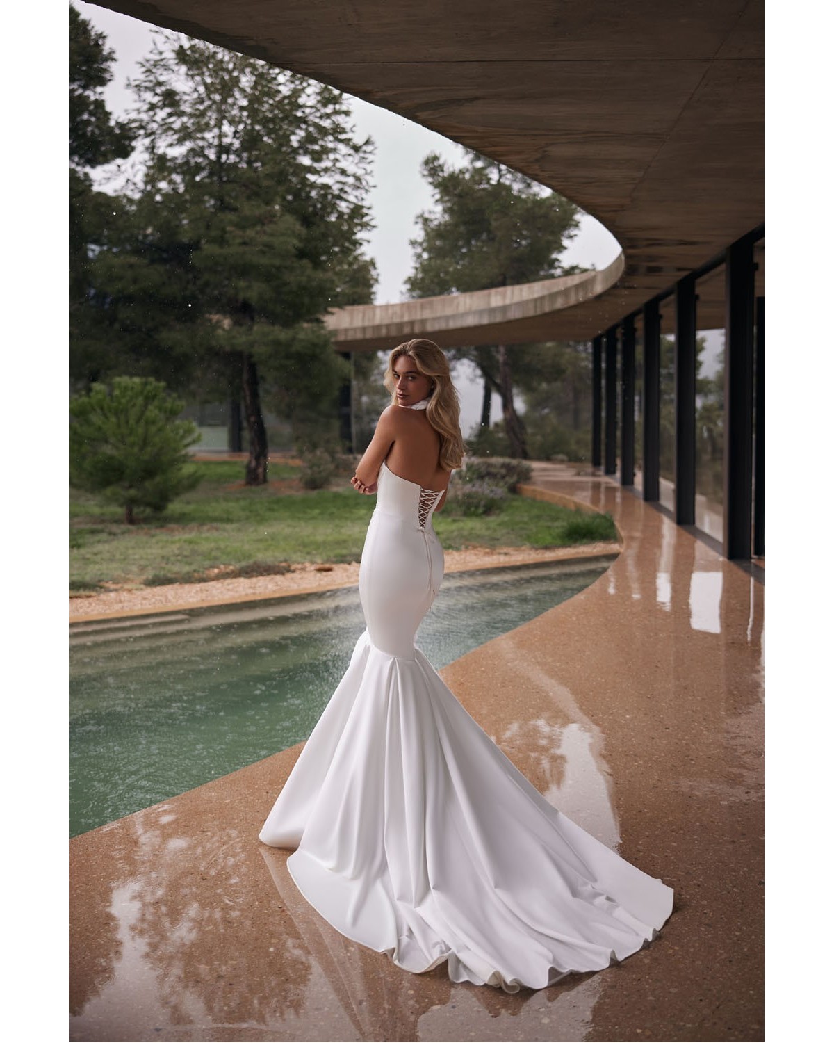 abito da sposa 2026 Laurent Less is more V - Eva Lendel