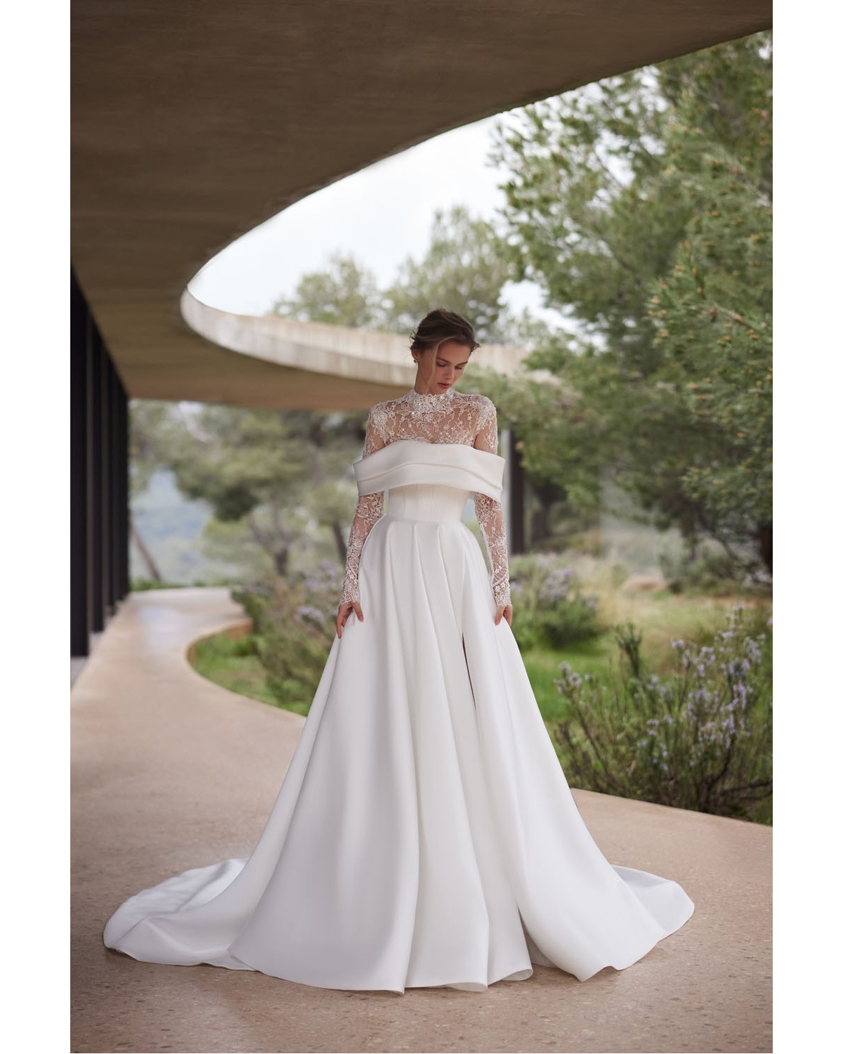abito da sposa 2026 Mori Less is more V - Eva Lendel