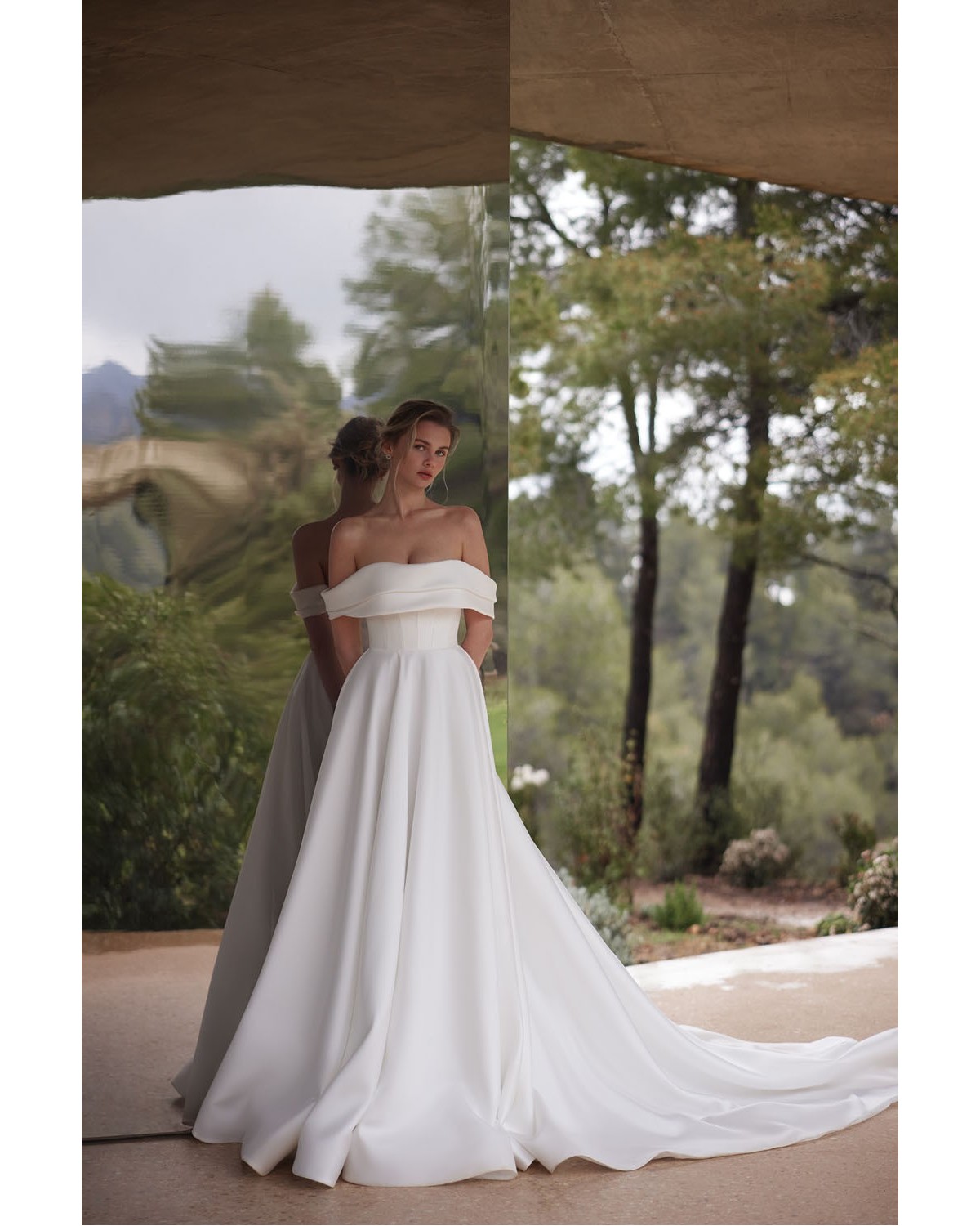 abito da sposa 2026 Mori Less is more V - Eva Lendel