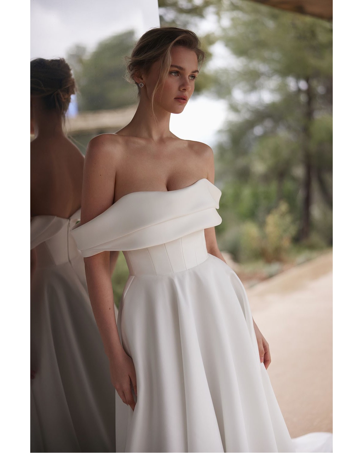 abito da sposa 2026 Mori Less is more V - Eva Lendel