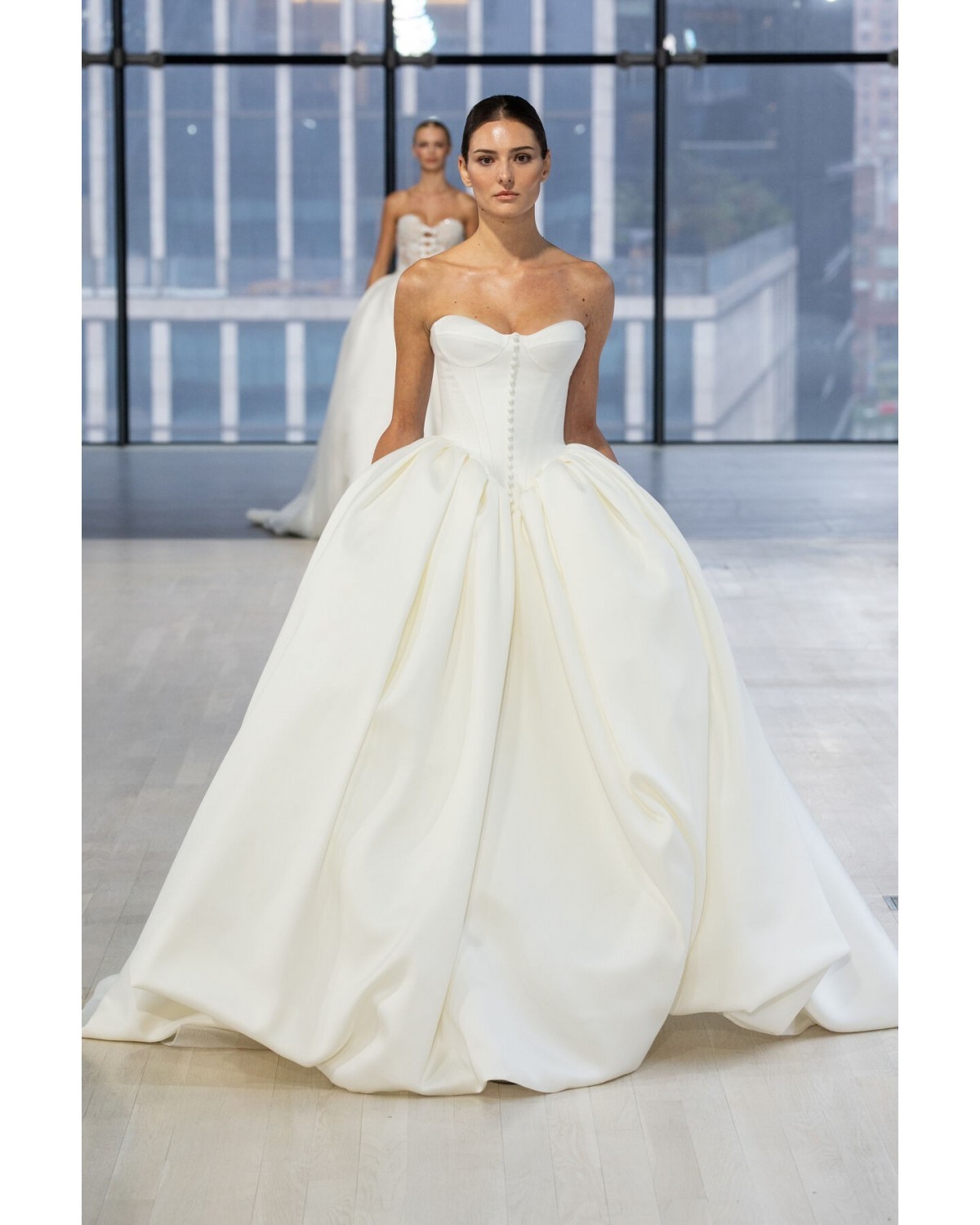 abito da sposa 2026 NF-18 Fall Winter 2026 - Nicole + Felicia