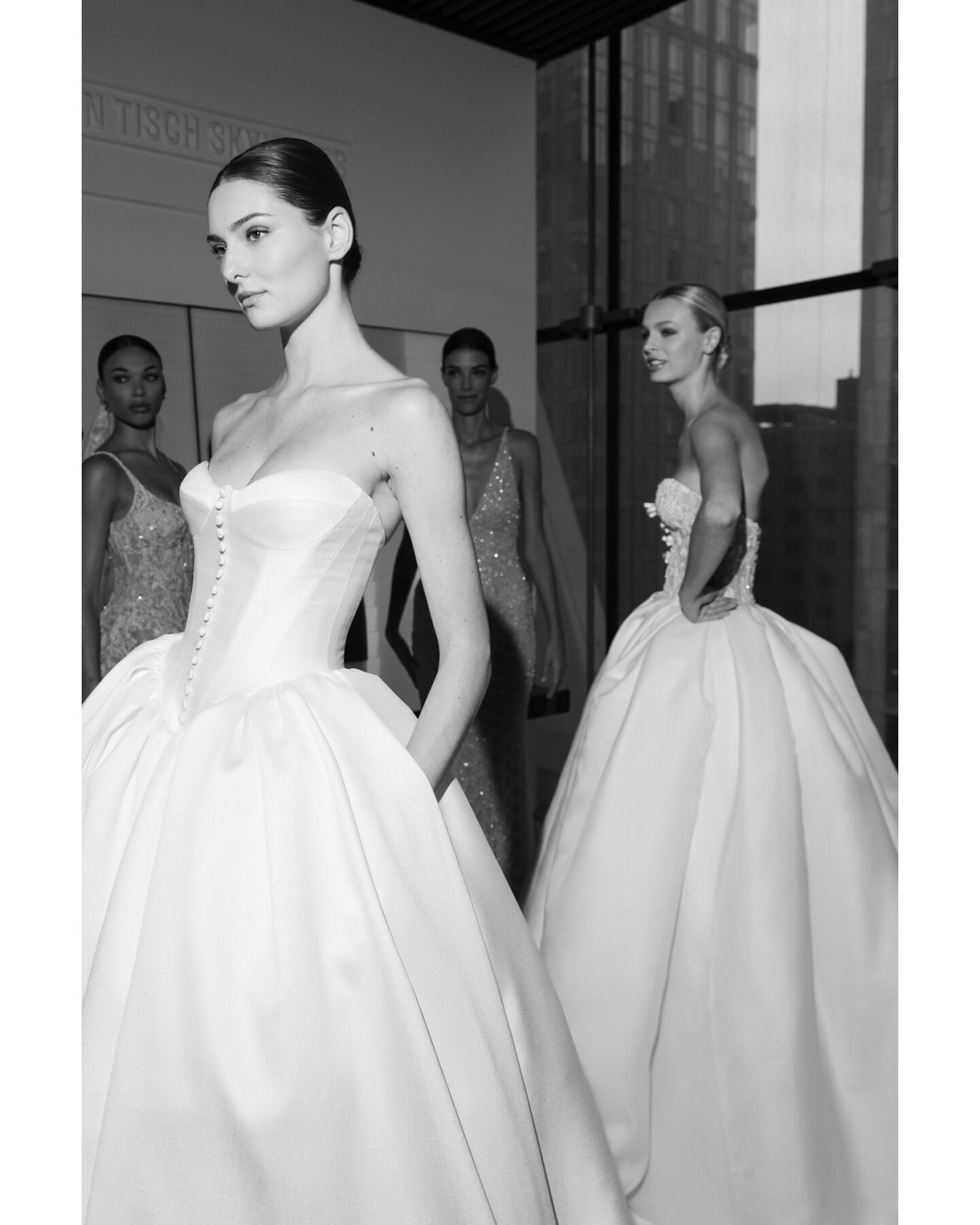 abito da sposa 2026 NF-18 Fall Winter 2026 - Nicole + Felicia