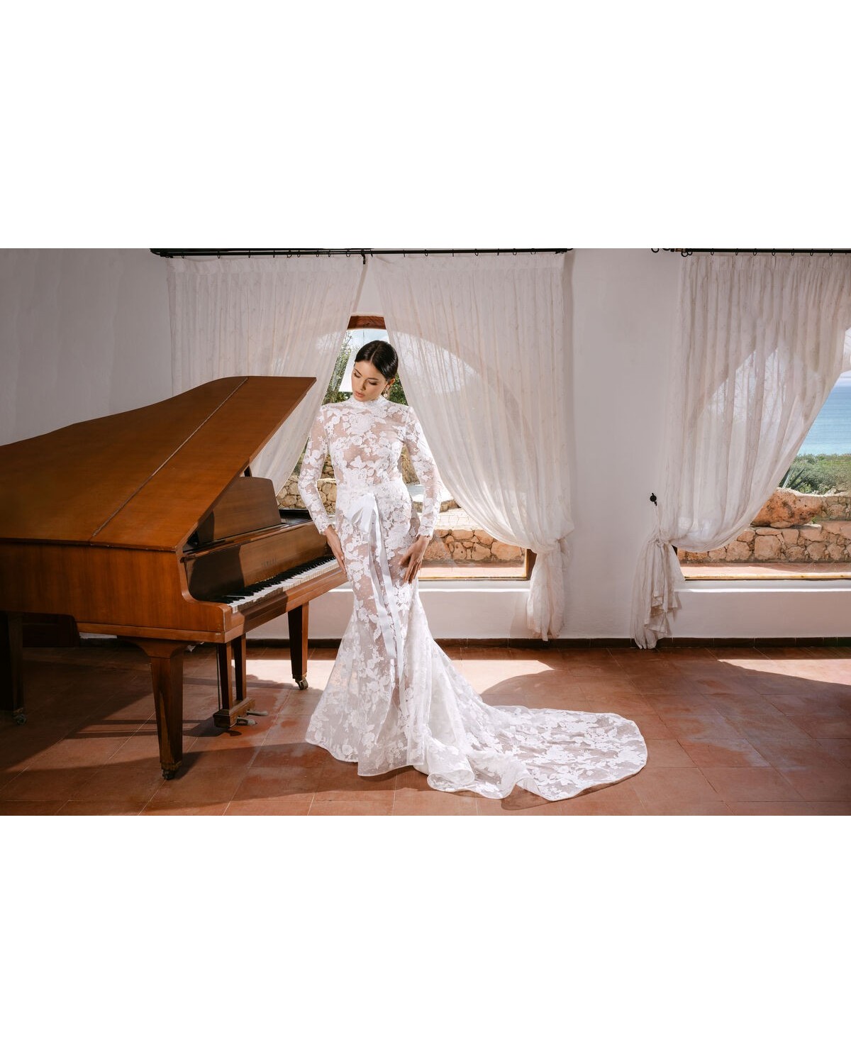 abito da sposa 2027 CASTOVE Sacra Terra - Claudio Di Mari