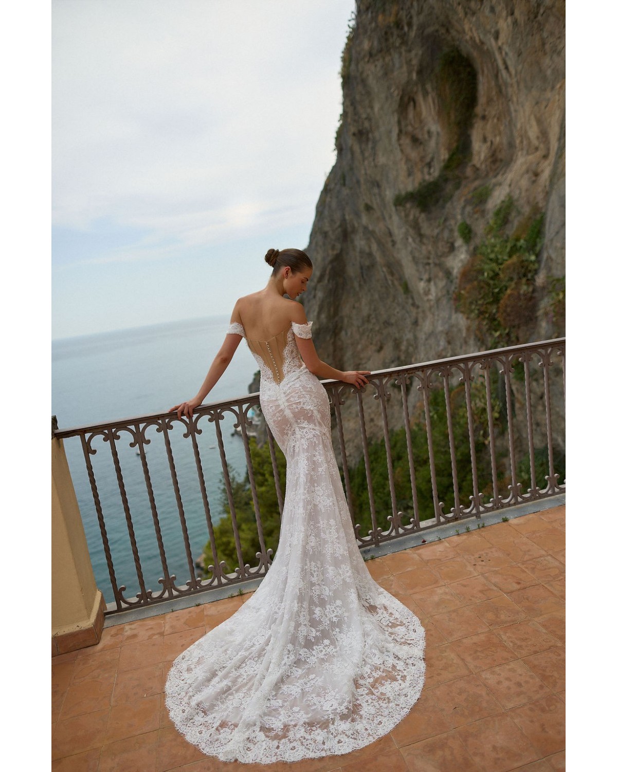 abito da sposa 2027 MANTOSIA SS 2027 - Michela Ferriero