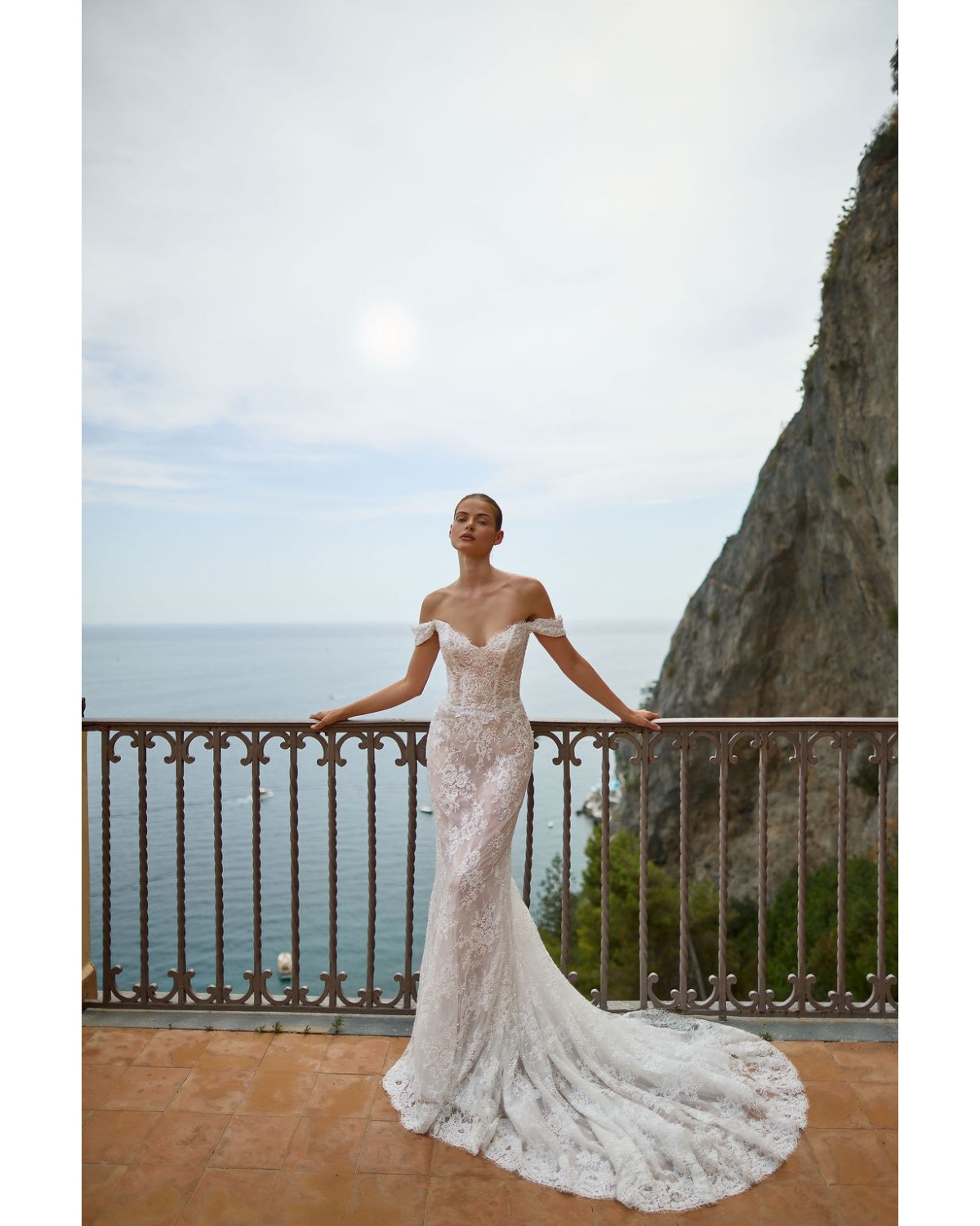 abito da sposa 2027 MANTOSIA SS 2027 - Michela Ferriero