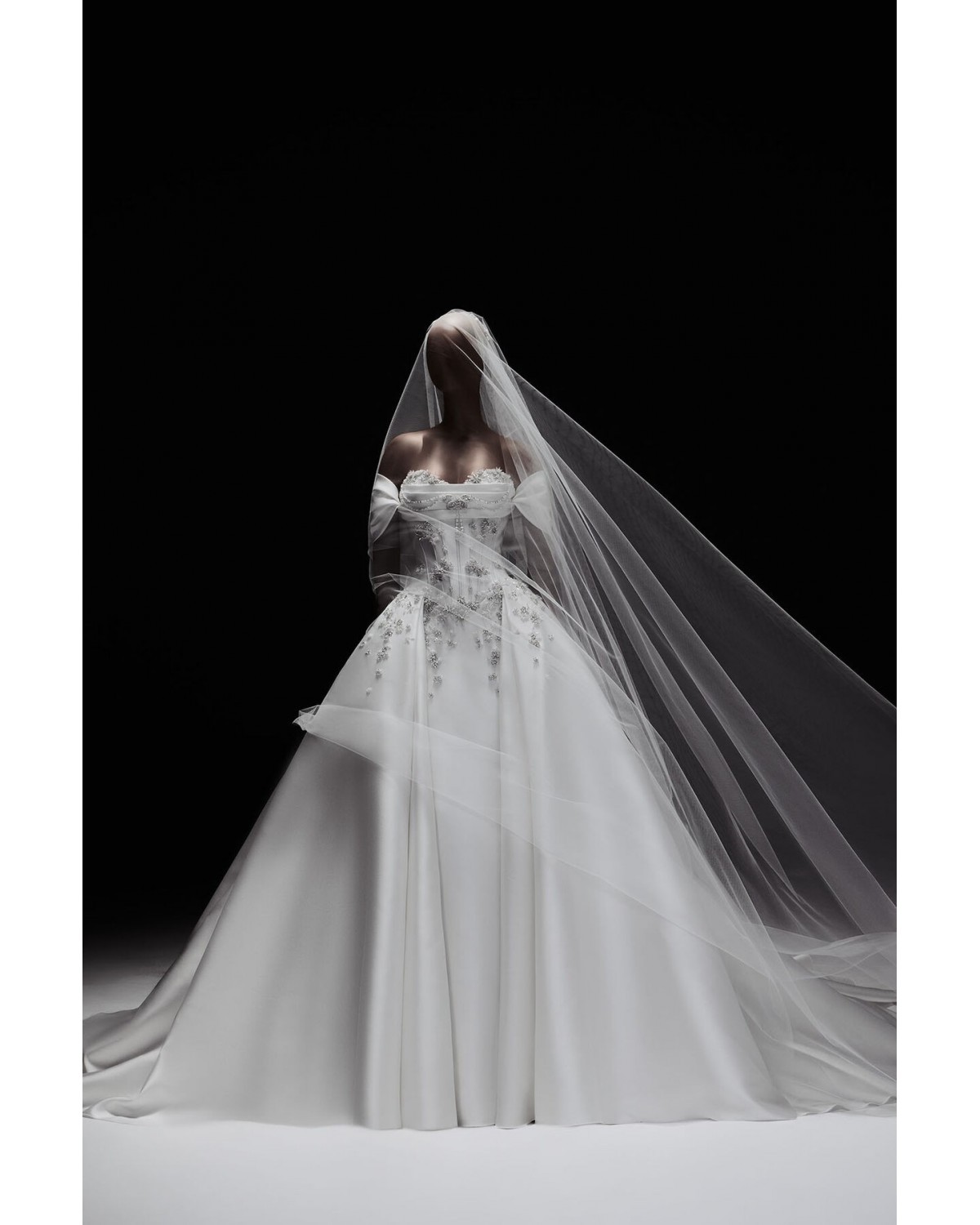 abito da sposa 2027 17 Bridal Spring 2027 - Zuhair Murad