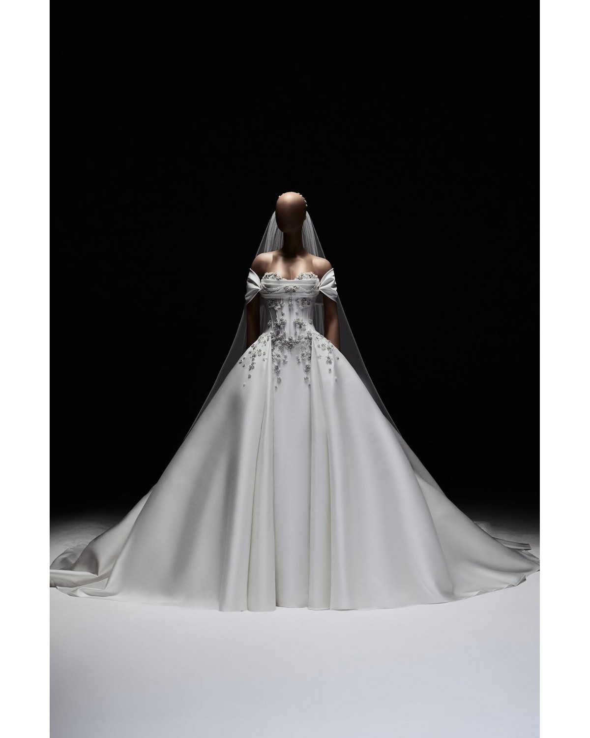 abito da sposa 2027 17 Bridal Spring 2027 - Zuhair Murad