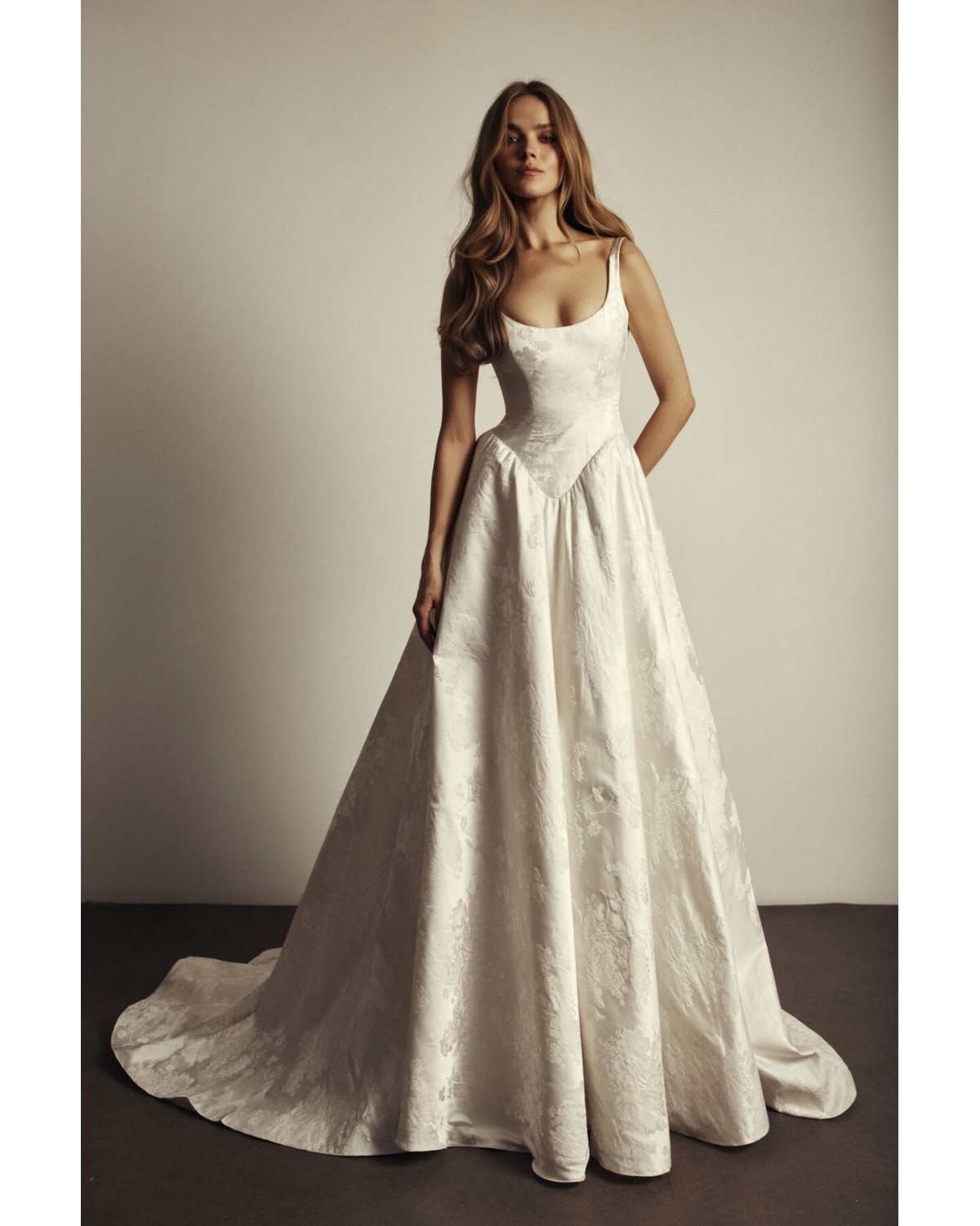 abito da sposa 2027 27-35 Eden - Muse By Berta