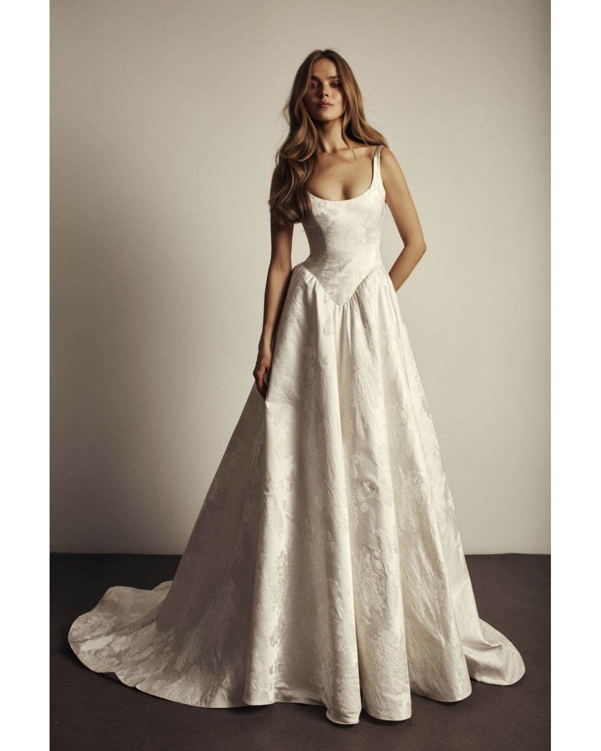 abito da sposa 2027 27-35 Eden - Muse By Berta