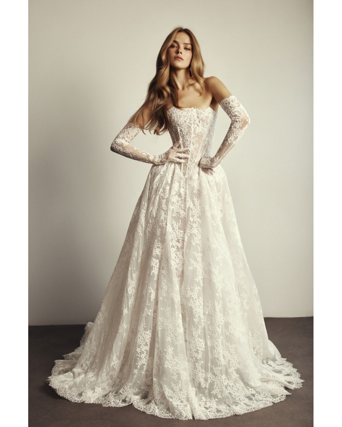 abito da sposa 2027 27-32 Eden - Muse By Berta