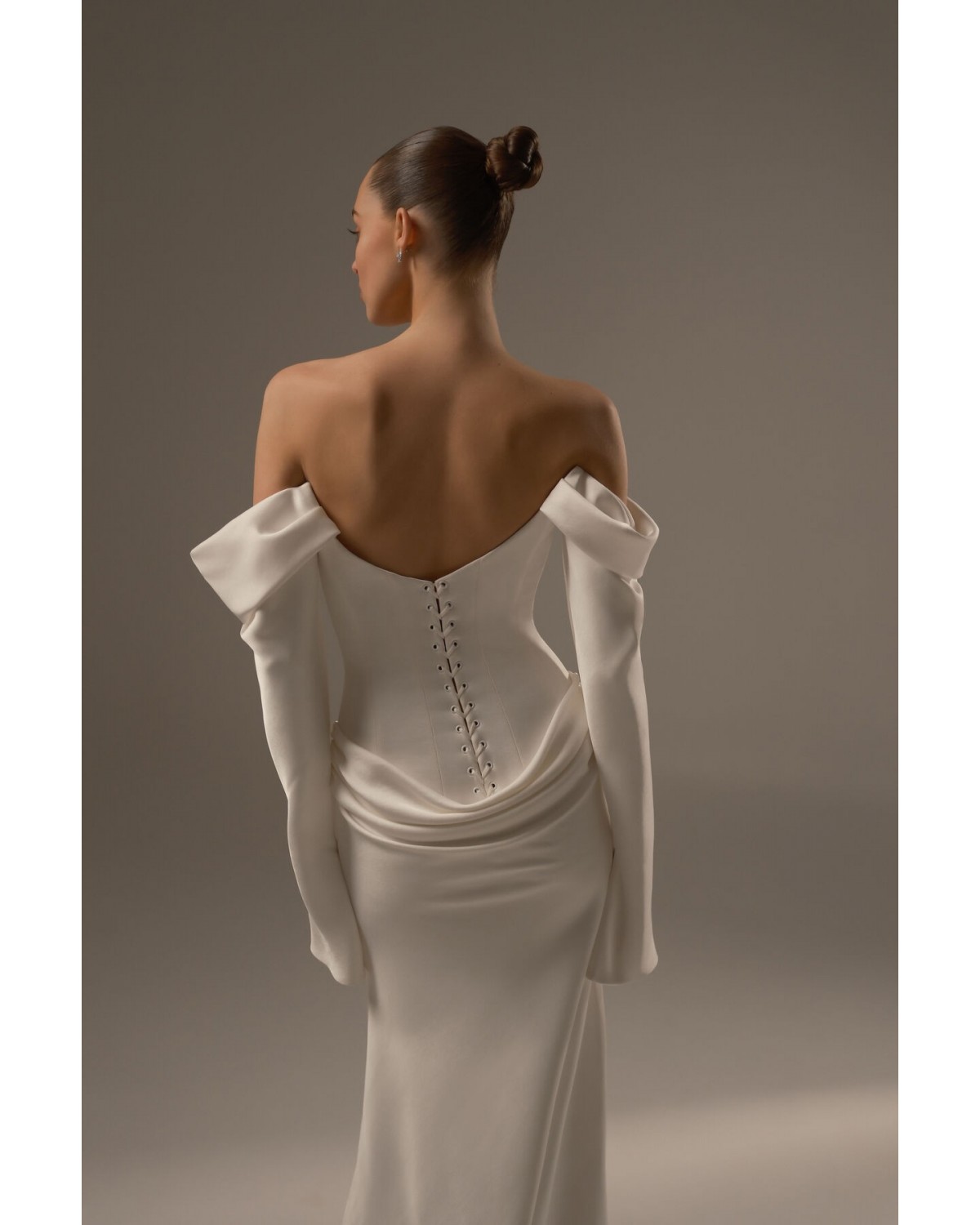 abito da sposa 2027 P13 No.16 - Berta Privée