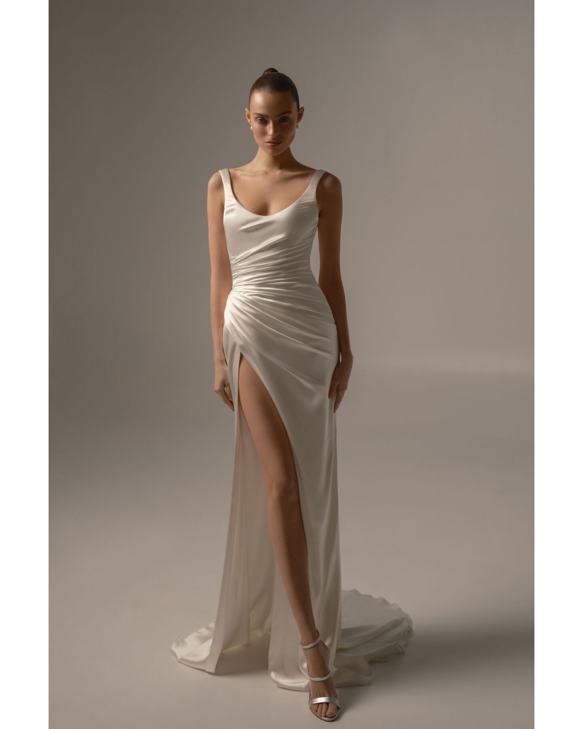 abito da sposa 2027 P12 No.16 - Berta Privée