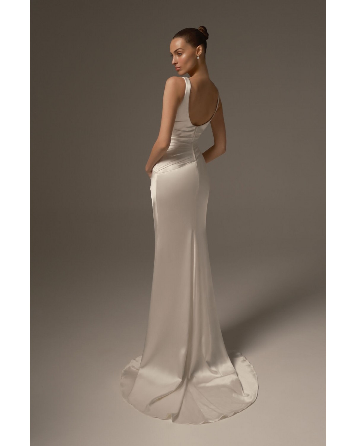 abito da sposa 2027 P12 No.16 - Berta Privée