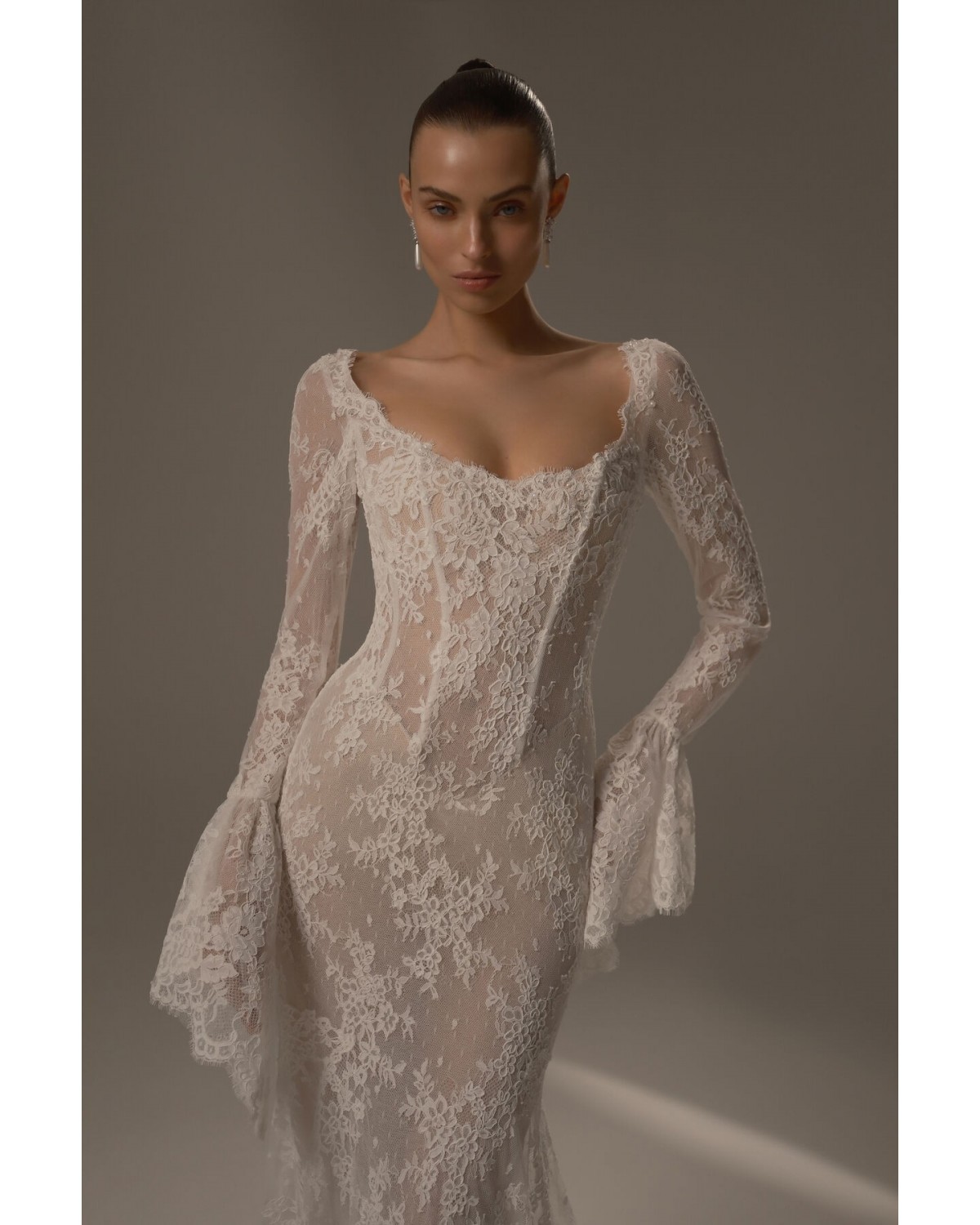 abito da sposa 2027 P11 No.16 - Berta Privée