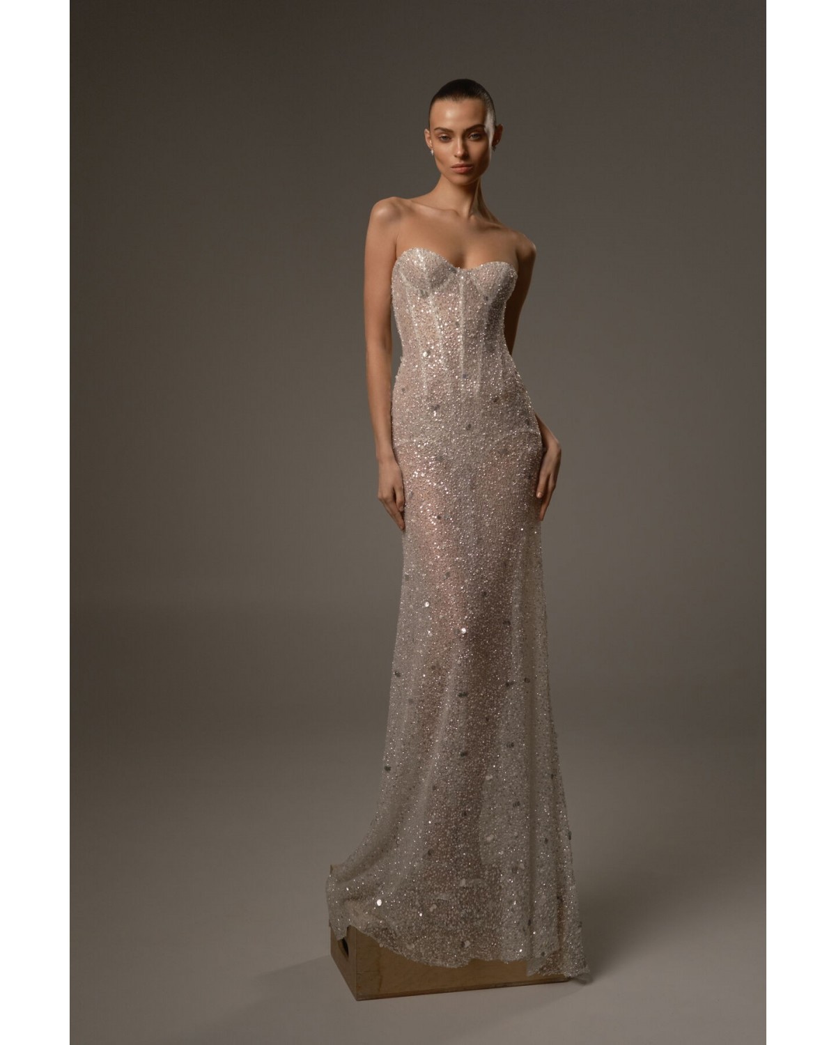 abito da sposa 2027 P09 No.16 - Berta Privée