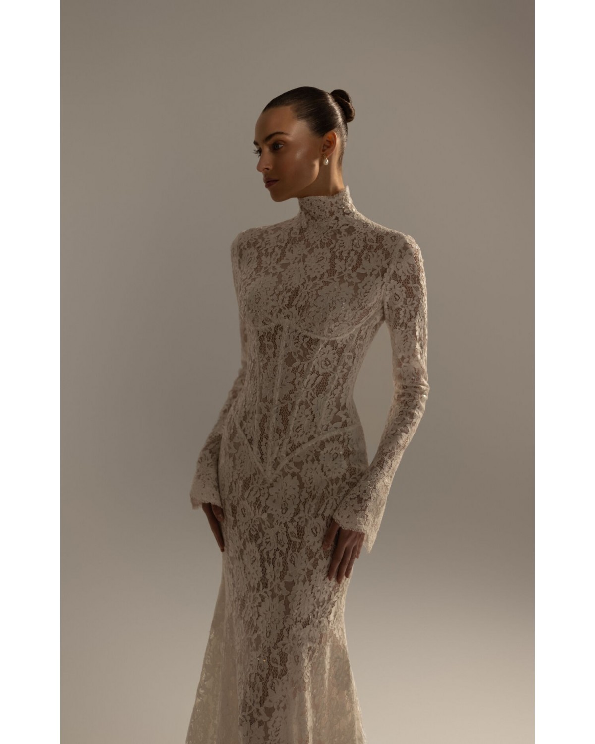 abito da sposa 2027 P05 No.16 - Berta Privée