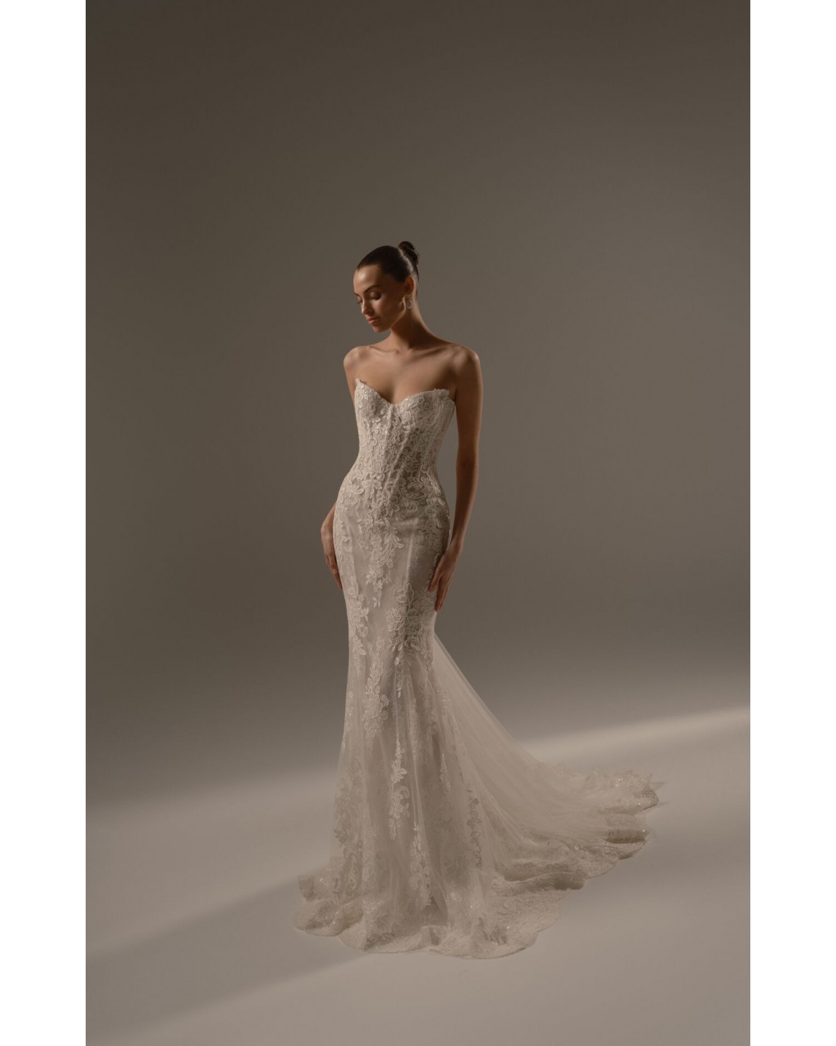 abito da sposa 2027 P03 No.16 - Berta Privée