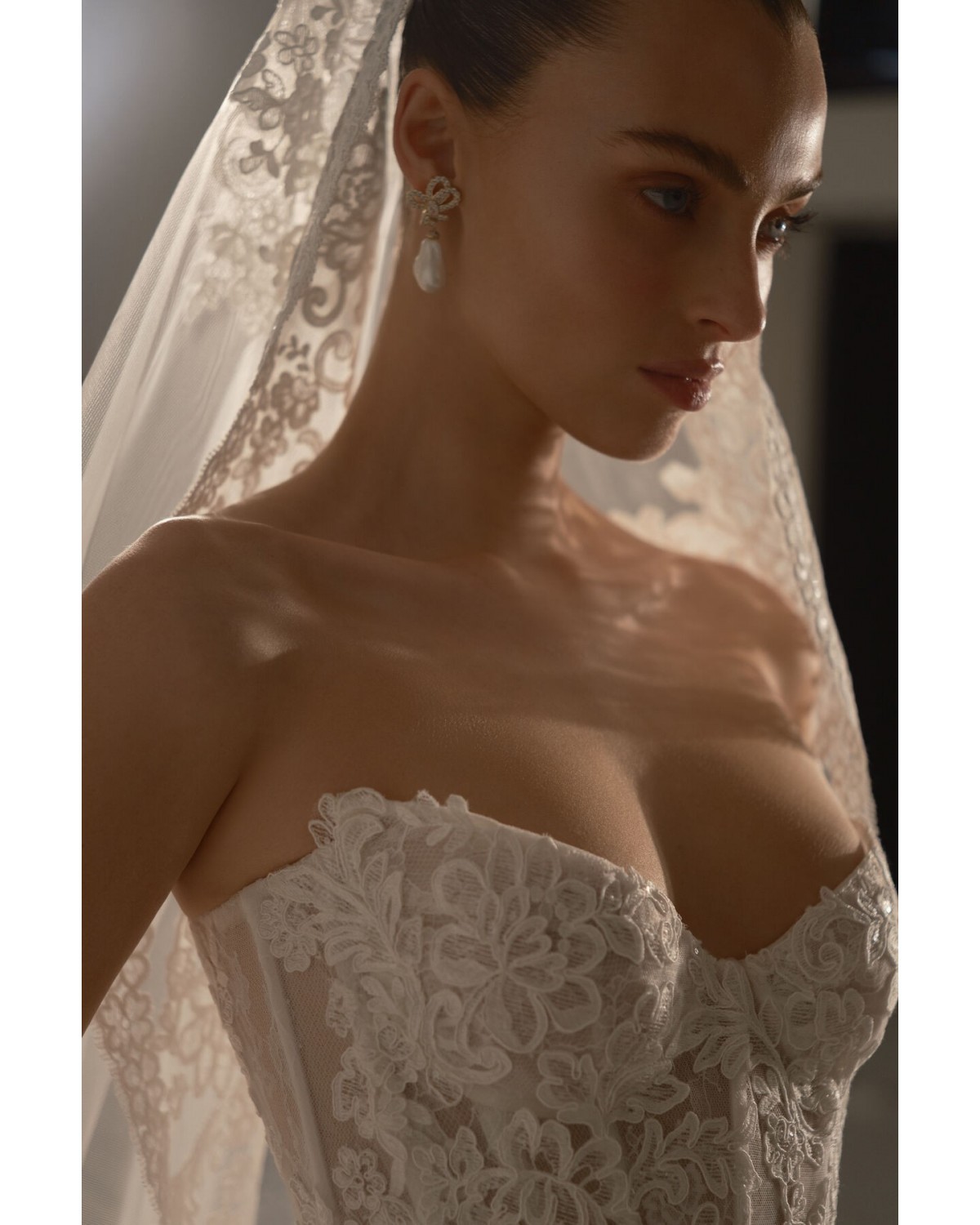 abito da sposa 2027 P03 No.16 - Berta Privée