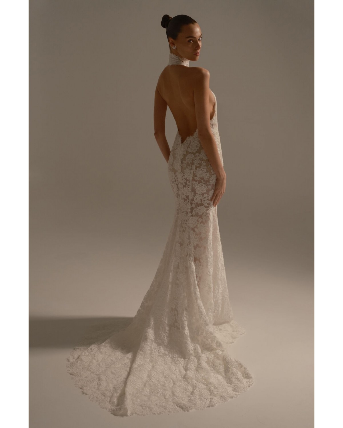 abito da sposa 2027 P01 No.16 - Berta Privée