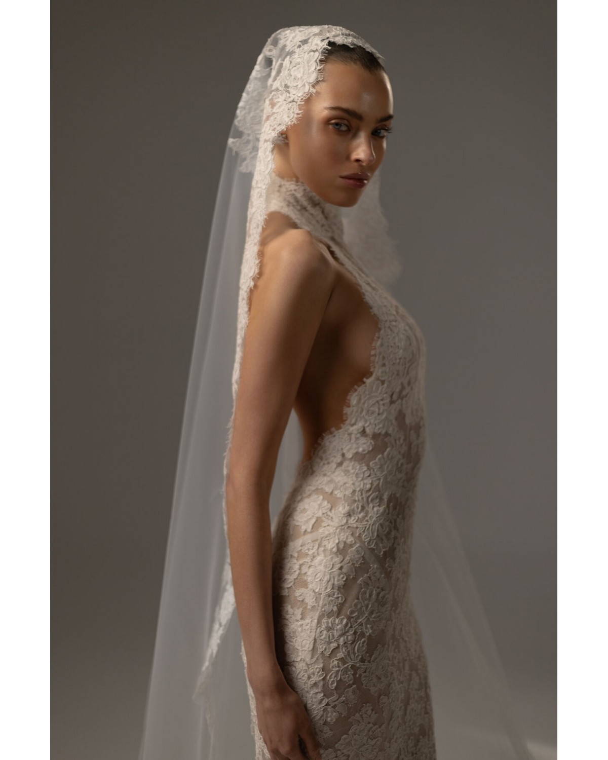 abito da sposa 2027 P01 No.16 - Berta Privée