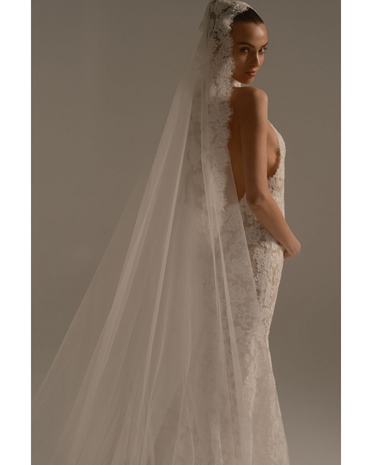 abito da sposa 2027 P01 No.16 - Berta Privée