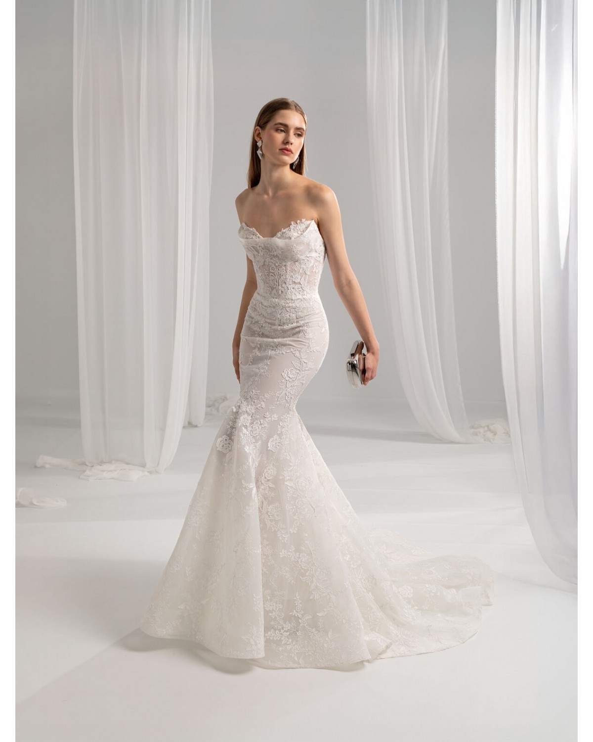abito da sposa 2027 V1464 Lumina - Valentini Couture