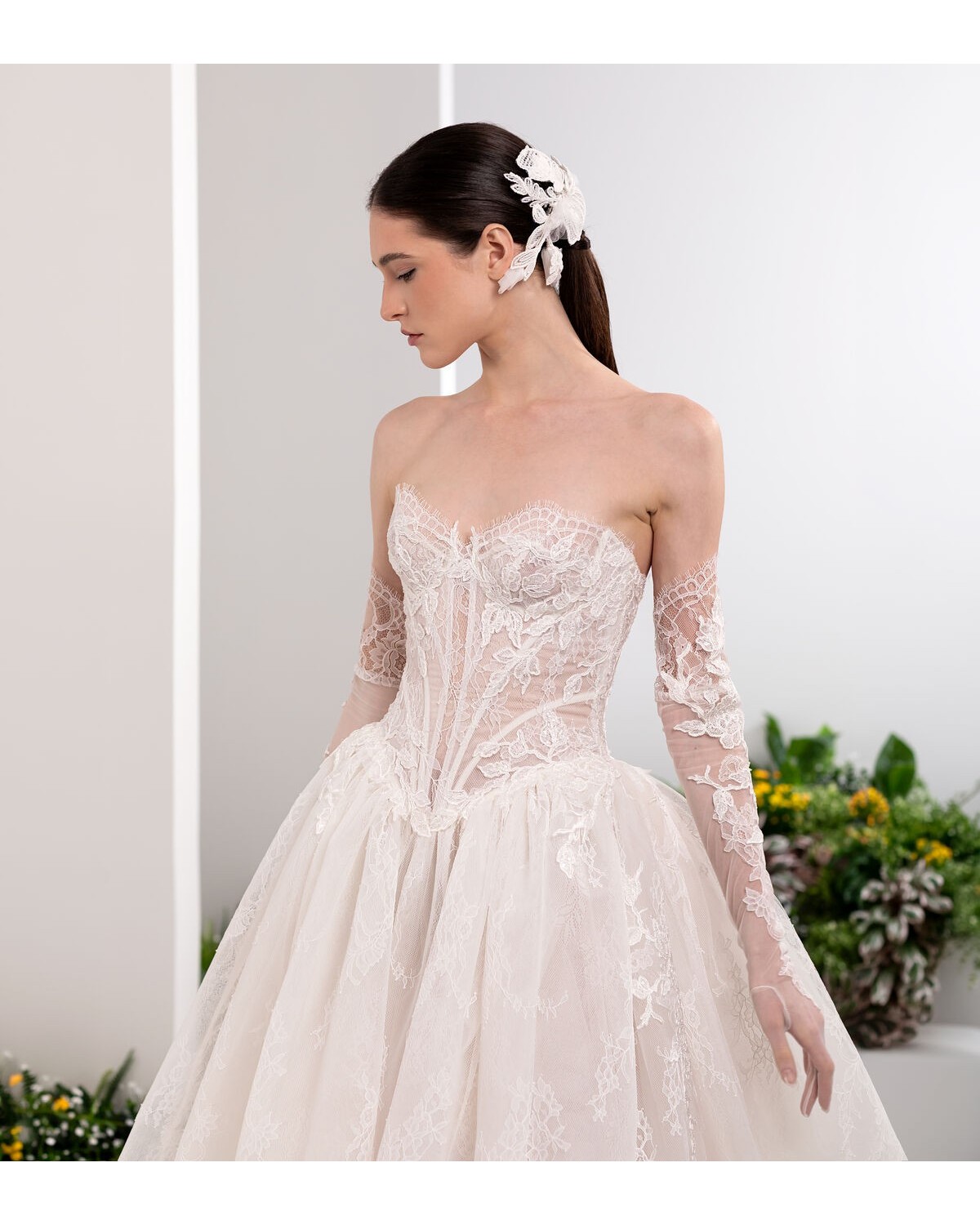 abito da sposa 2027 V1486 Lumina - Valentini Couture