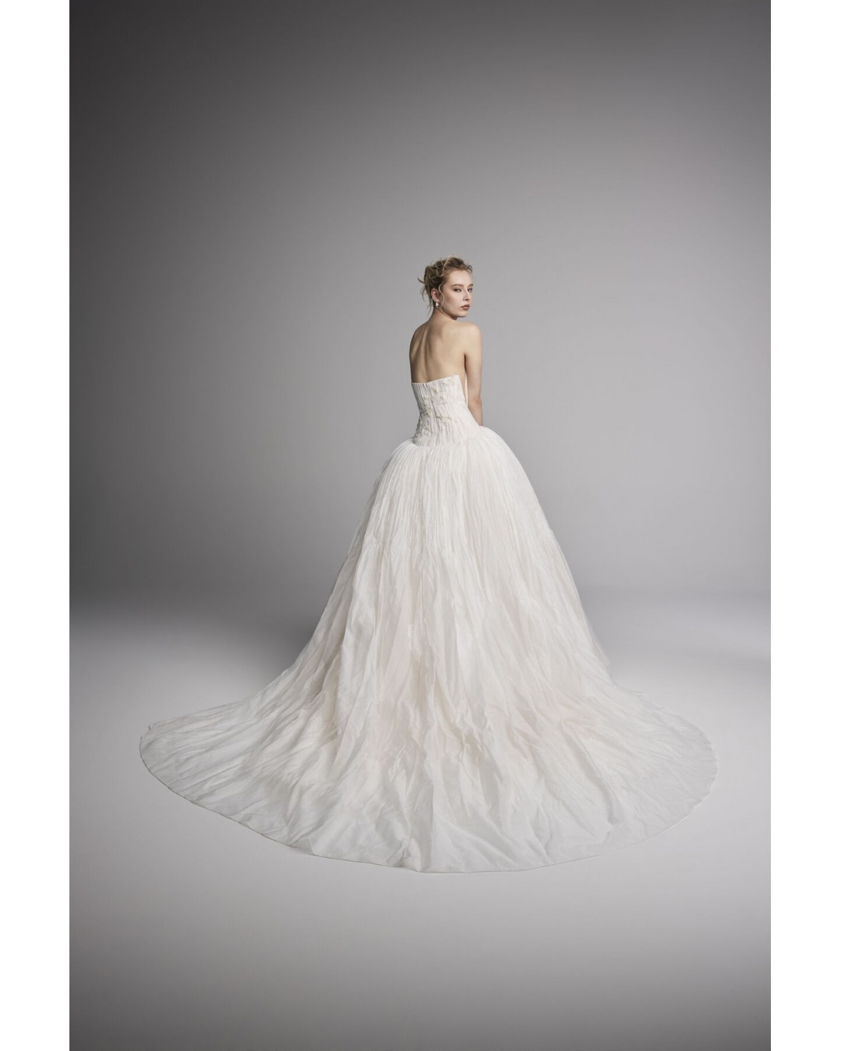 abito da sposa 2027 verdant Spring 2027 Couture Collection - Ines Di Santo