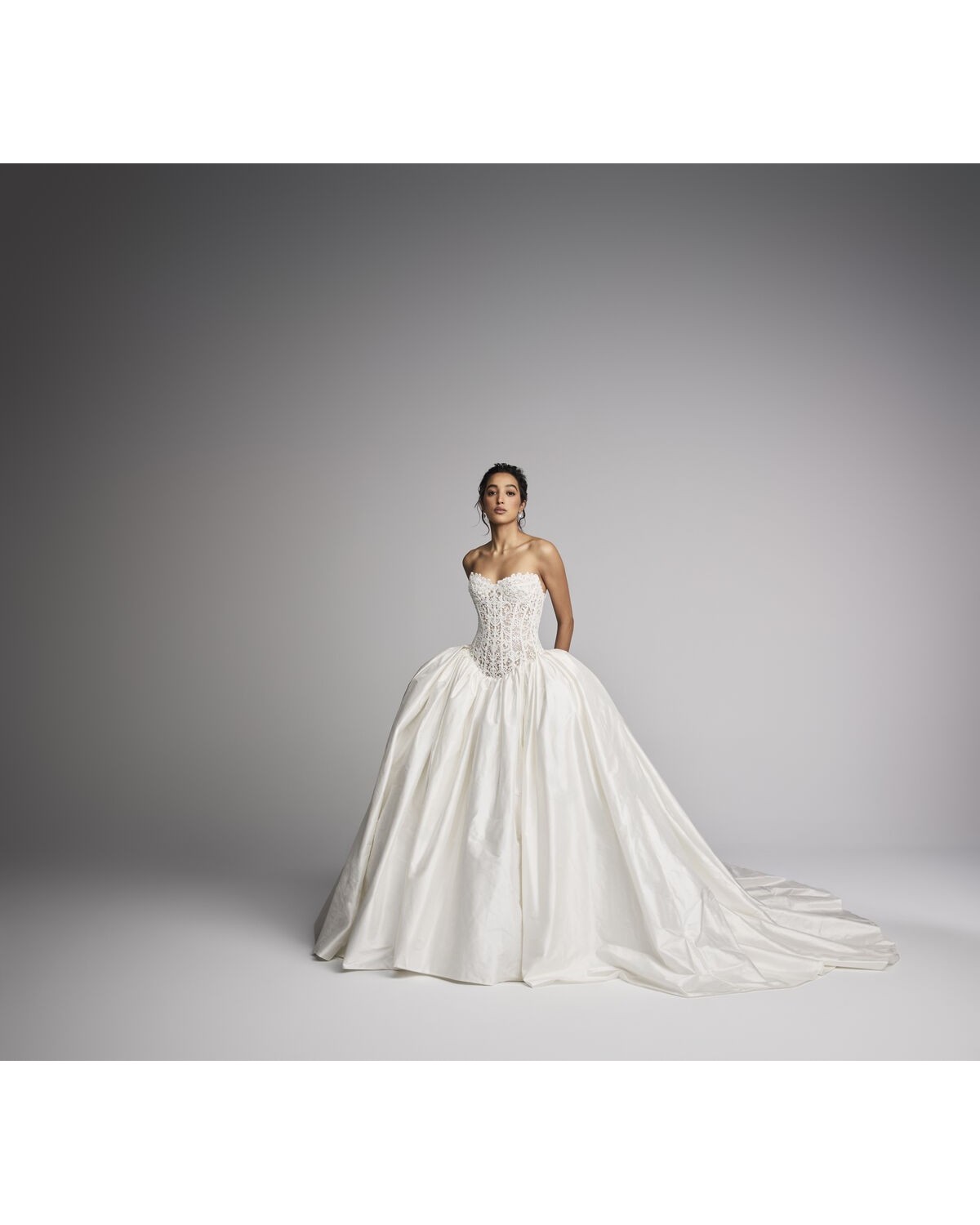 abito da sposa 2027 mirage Spring 2027 Couture Collection - Ines Di Santo