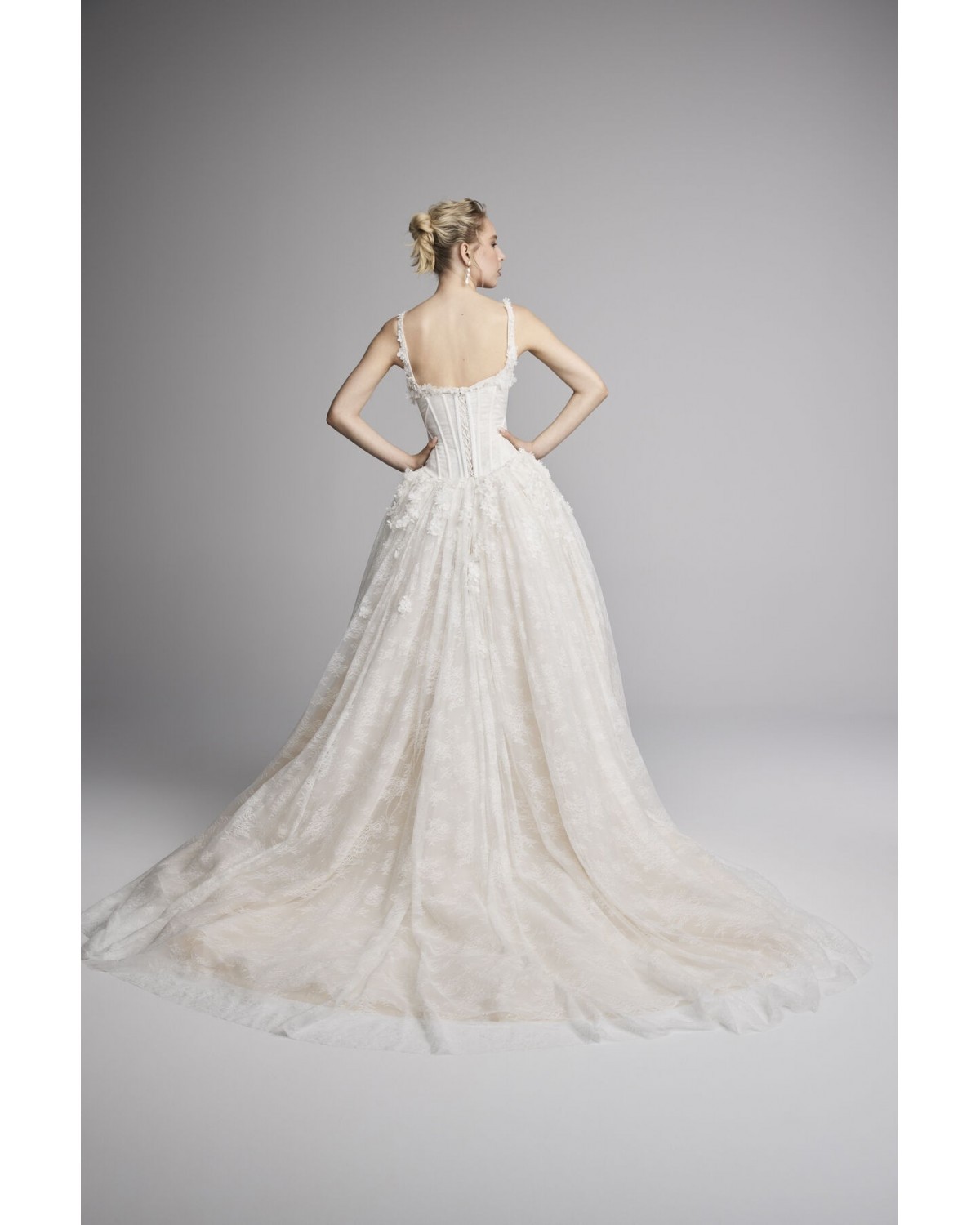 abito da sposa 2027 lysee Spring 2027 Couture Collection - Ines Di Santo