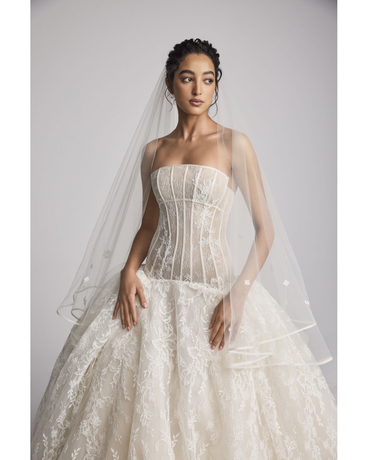 abito da sposa 2027 glimmering lillies Spring 2027 Couture Collection - Ines Di Santo