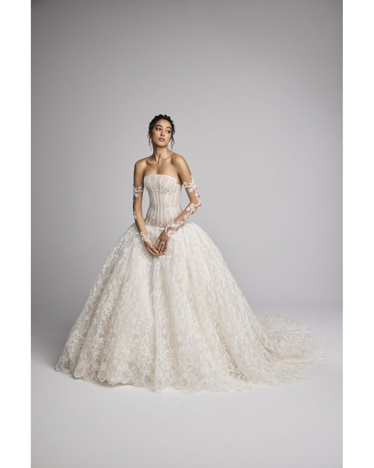 abito da sposa 2027 glimmering lillies Spring 2027 Couture Collection - Ines Di Santo
