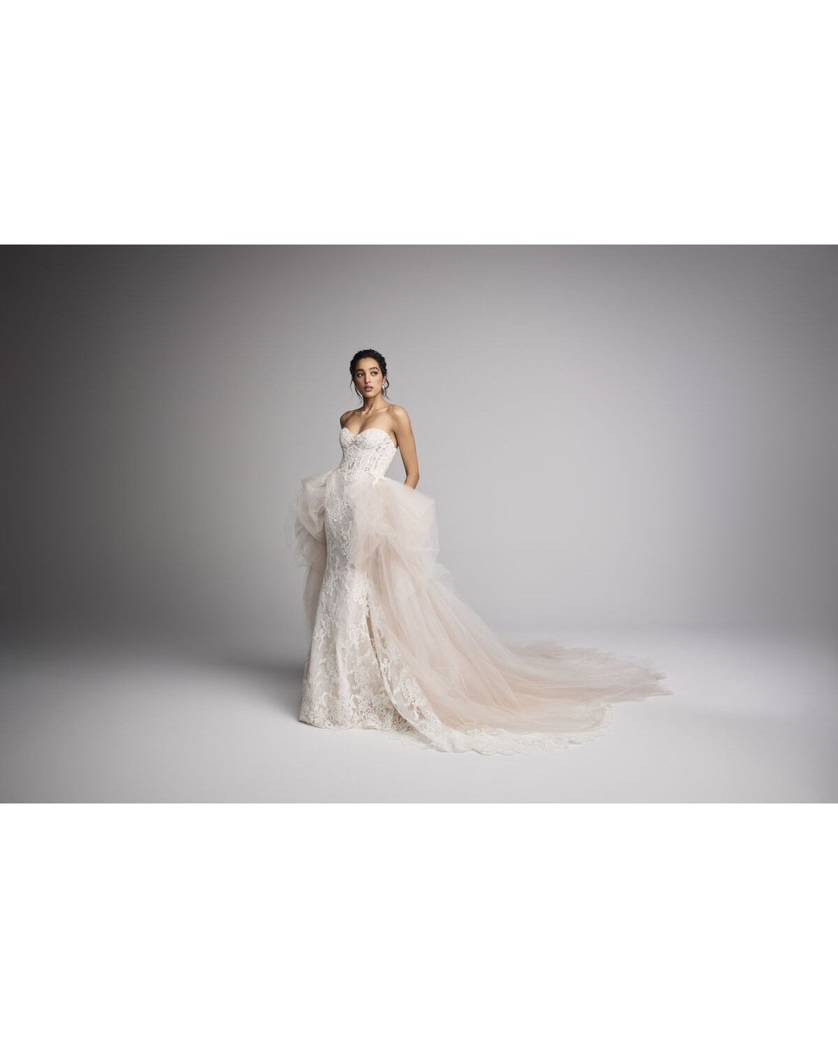 abito da sposa 2027 fleurine Spring 2027 Couture Collection - Ines Di Santo