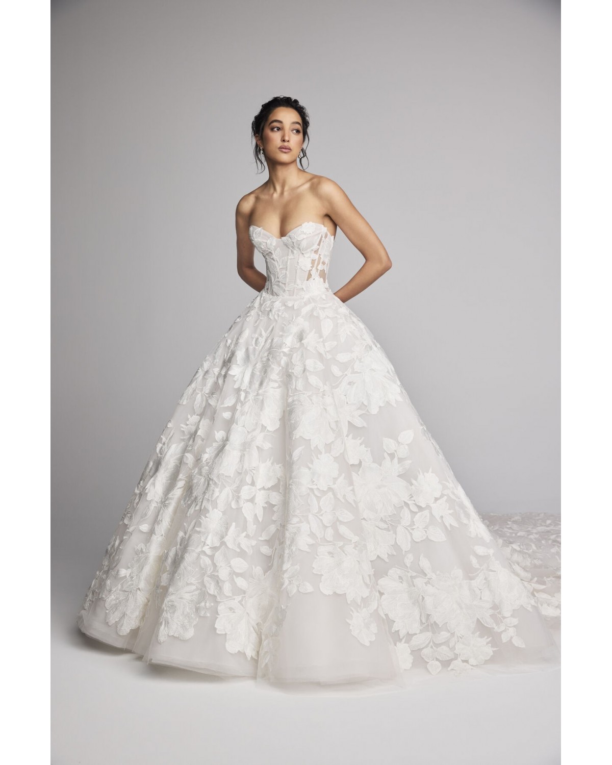 abito da sposa 2027 clair de lune Spring 2027 Couture Collection - Ines Di Santo