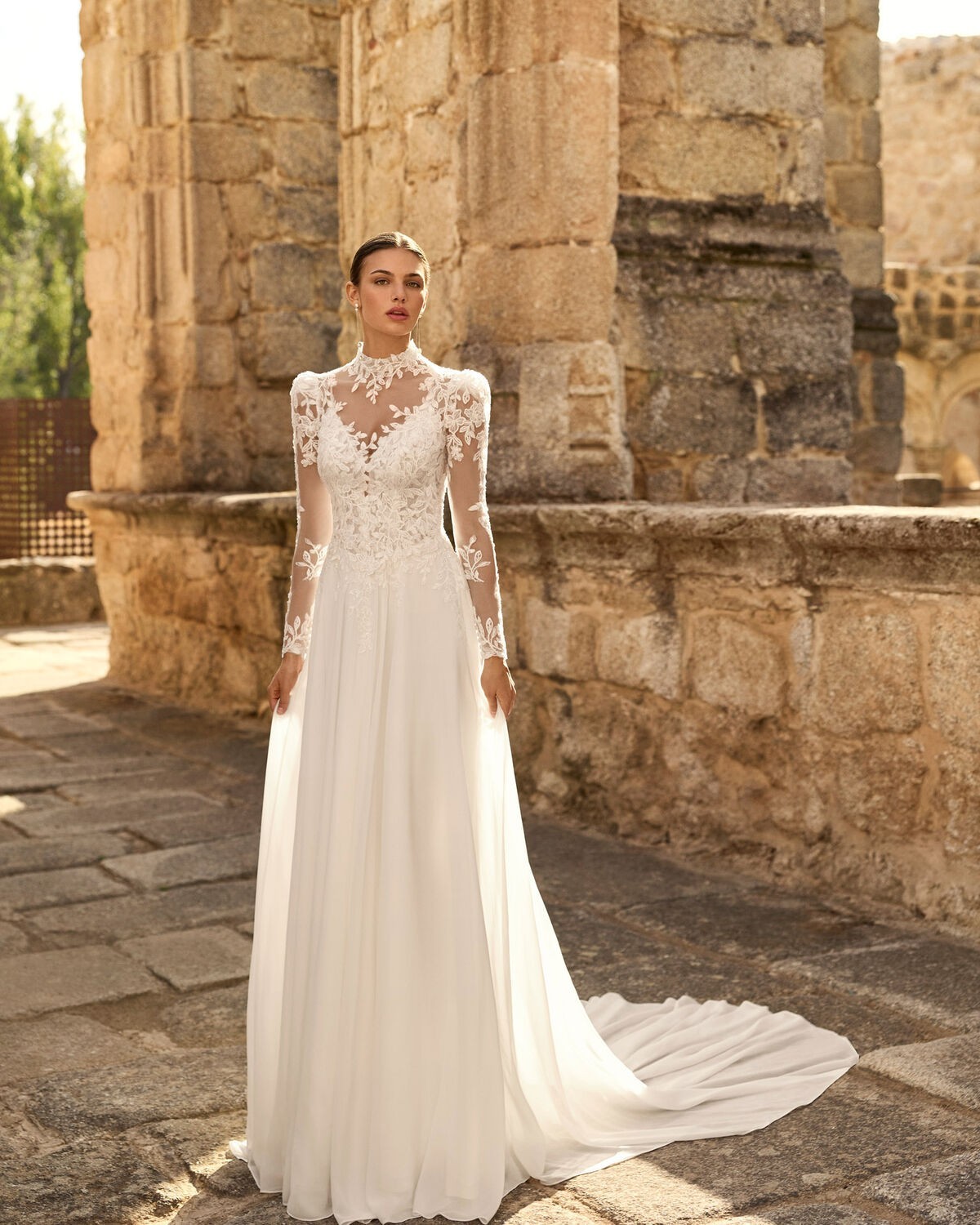 abito da sposa 2027 PAPIRO-2N10 2027 - Adriana Alier - Aire Barcelona