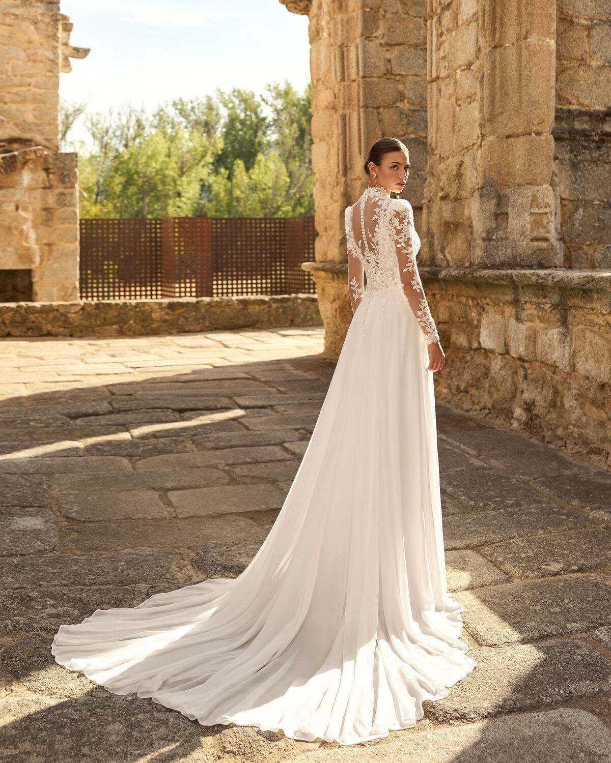 abito da sposa 2027 PAPIRO-2N10 2027 - Adriana Alier - Aire Barcelona