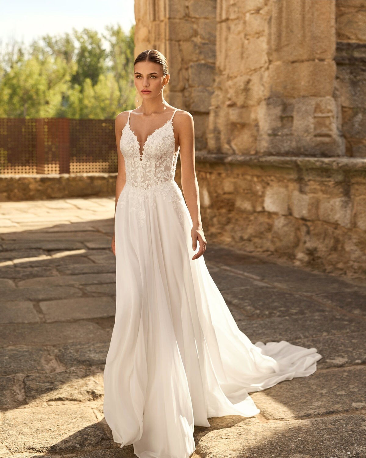 abito da sposa 2027 PAPIRO-2N10 2027 - Adriana Alier - Aire Barcelona