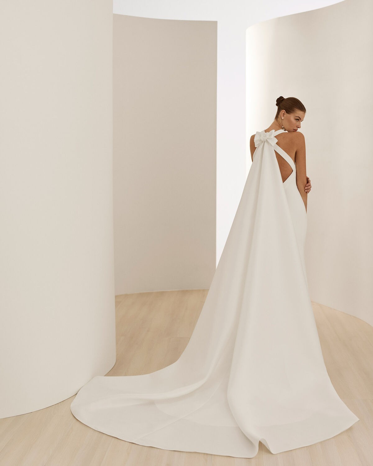 abito da sposa 2027 DOLLY-2220 2027 - Aire Atelier - Aire Barcelona