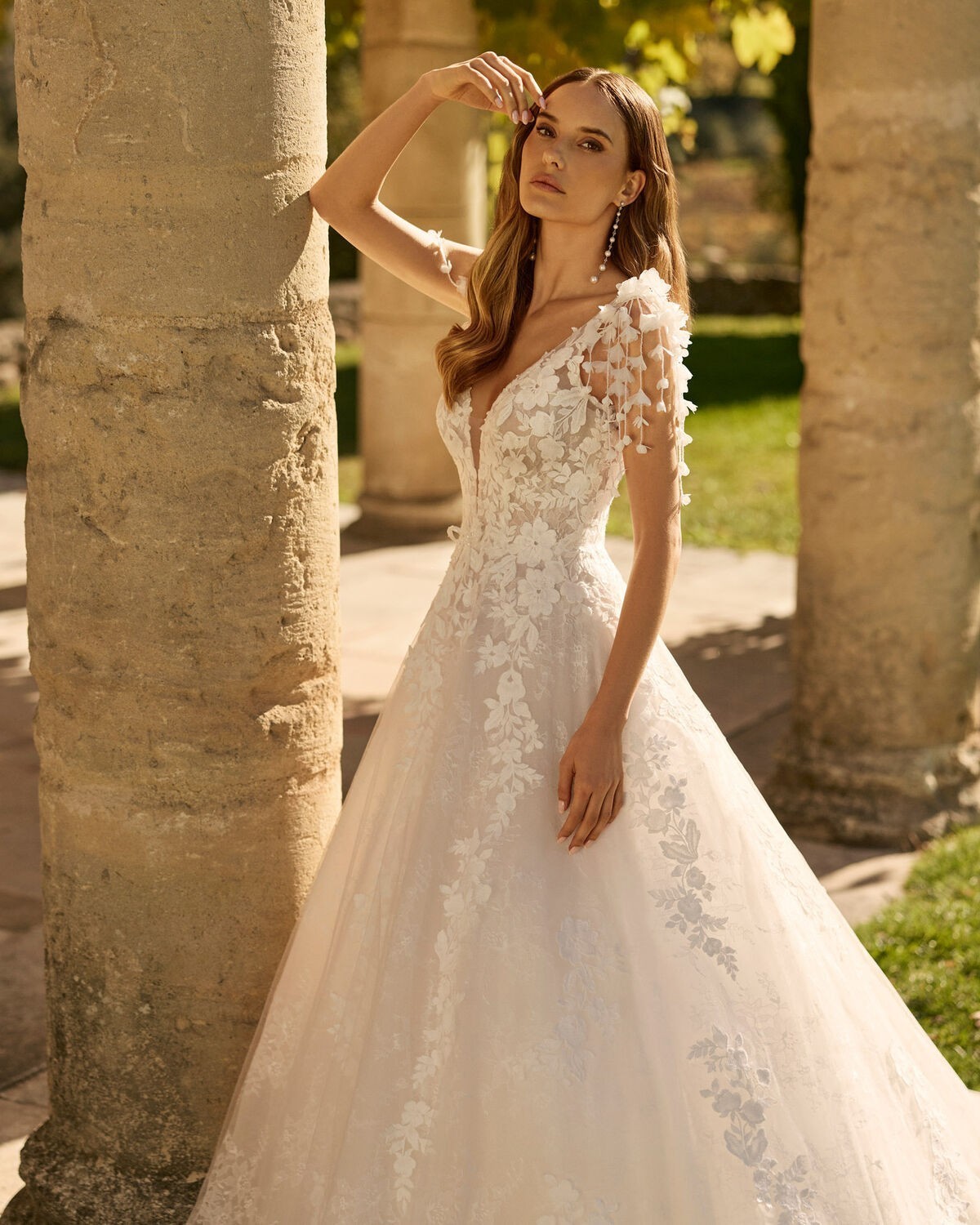 abito da sposa 2027 XIORA-2D32 2027 - Aire Barcelona - Aire Barcelona