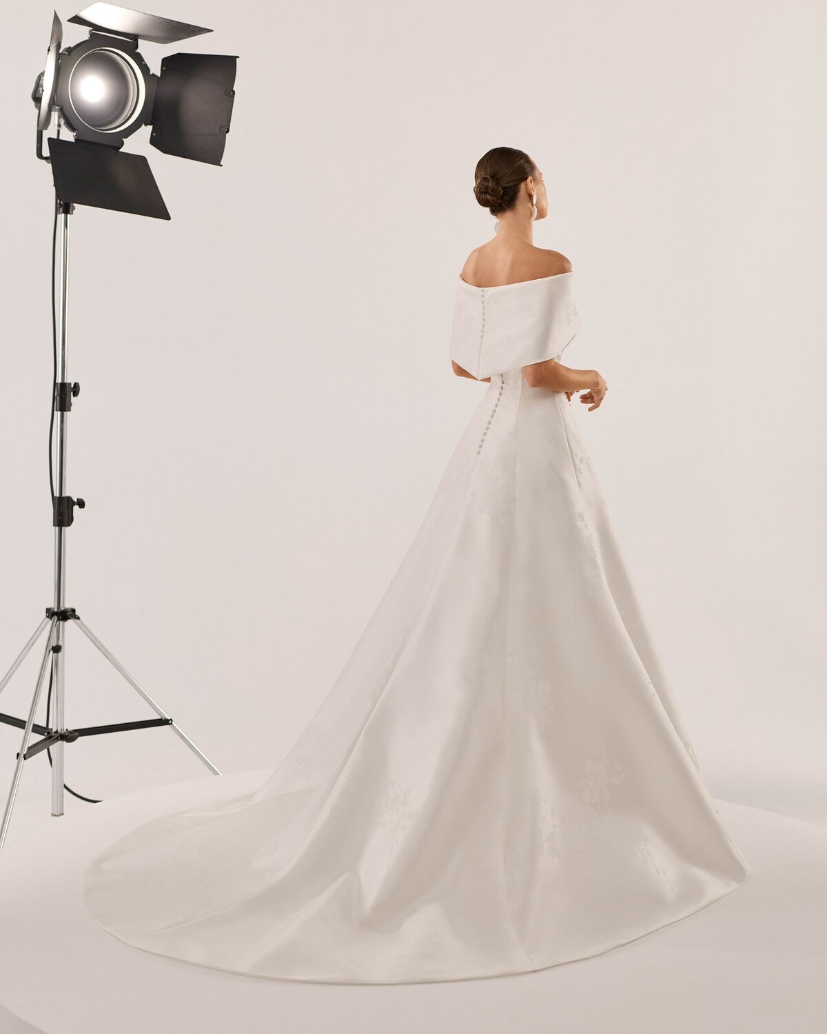 abito da sposa 2027 SILENE-2130 2027 - Rosa Clarà Couture - Rosa Clarà Couture