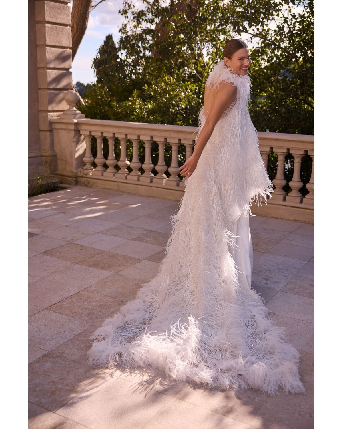 abito da sposa 2027 2767 Ovalo 2027 Collection - Jesus Peiro